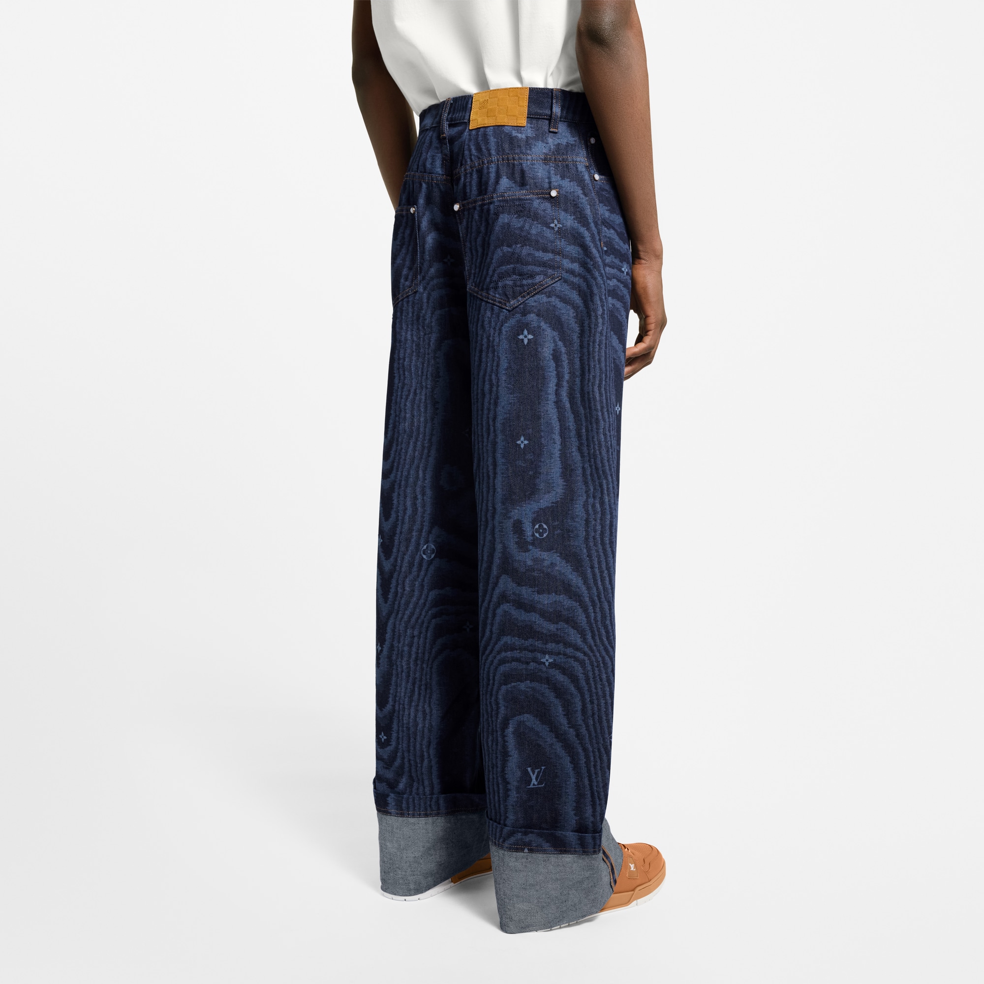 Pantaloni da skate in denim con risvolti  Uomo Abbigliamento Collezione Denim | LOUIS VUITTON (Zoom prodotto)