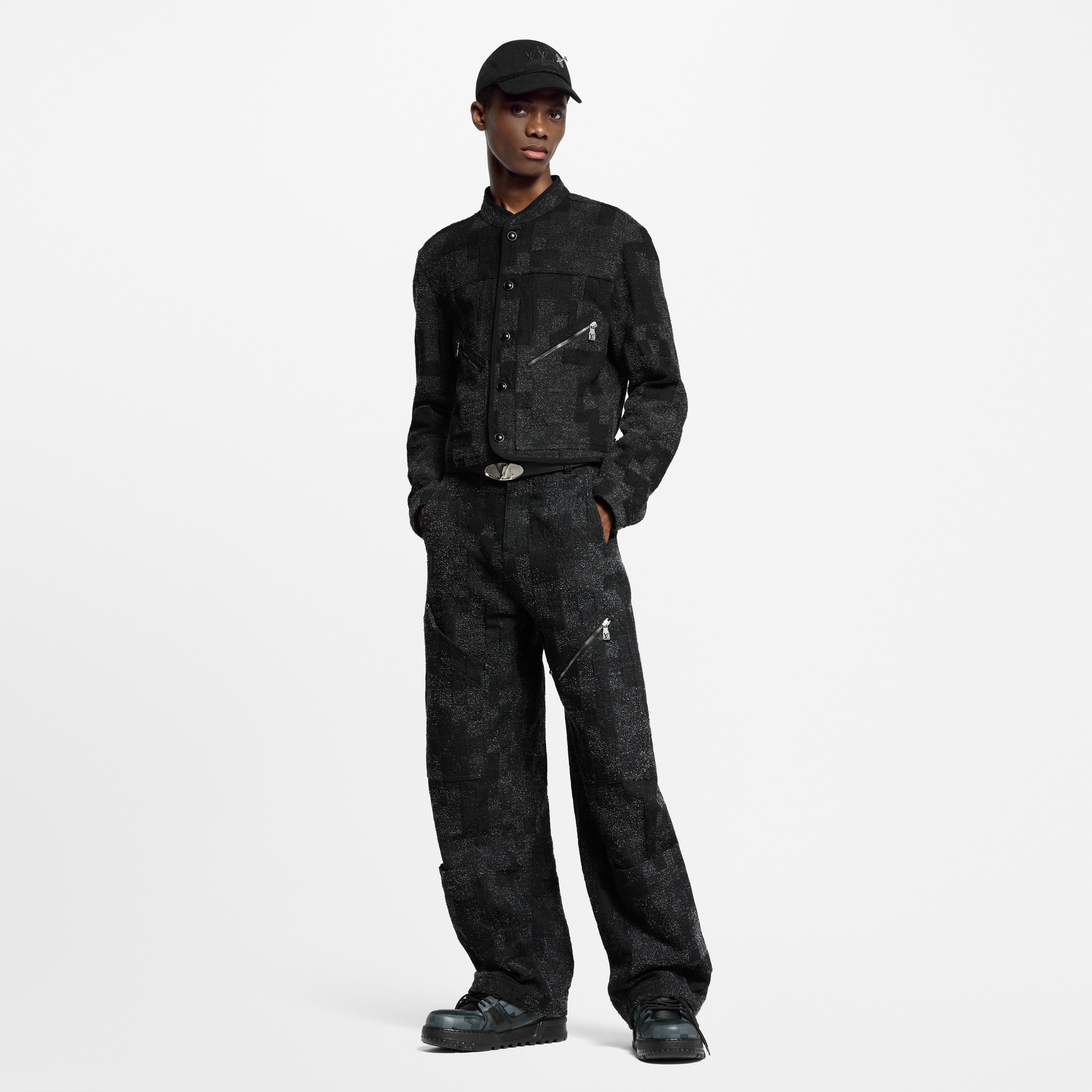 Pantaloni in stile workwear in denim effetto bouclé  Uomo Abbigliamento Collezione Denim | LOUIS VUITTON (Zoom prodotto)