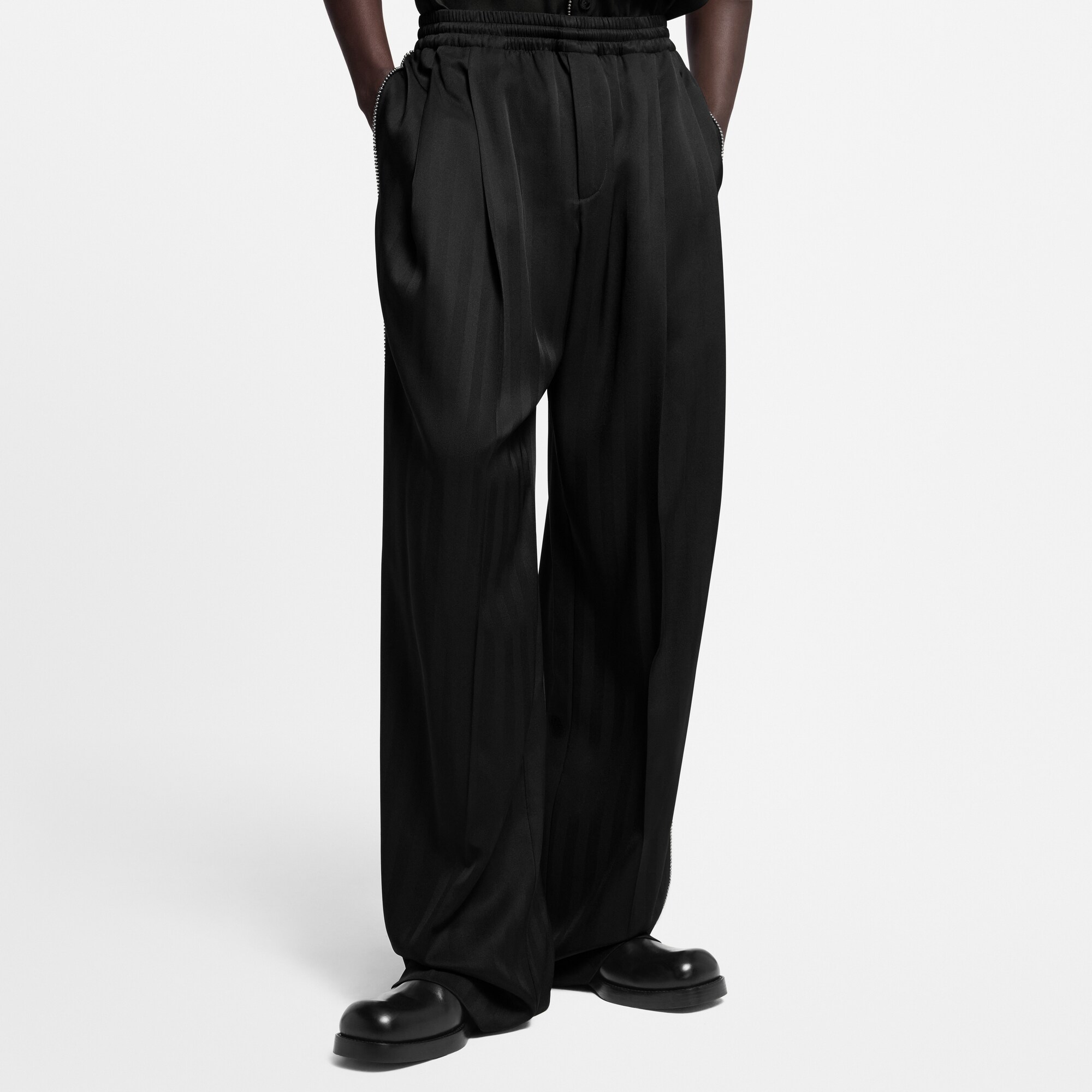Pantaloni morbidi in seta con perline ricamate  Uomo Abbigliamento Pantaloni | LOUIS VUITTON (Zoom prodotto)
