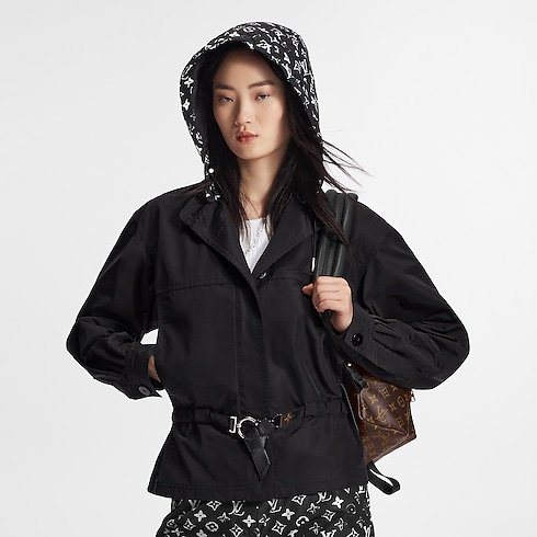 Parka corto con cappuccio Donna Abbigliamento Cappotti e Giacche | LOUIS VUITTON (Zoom prodotto)