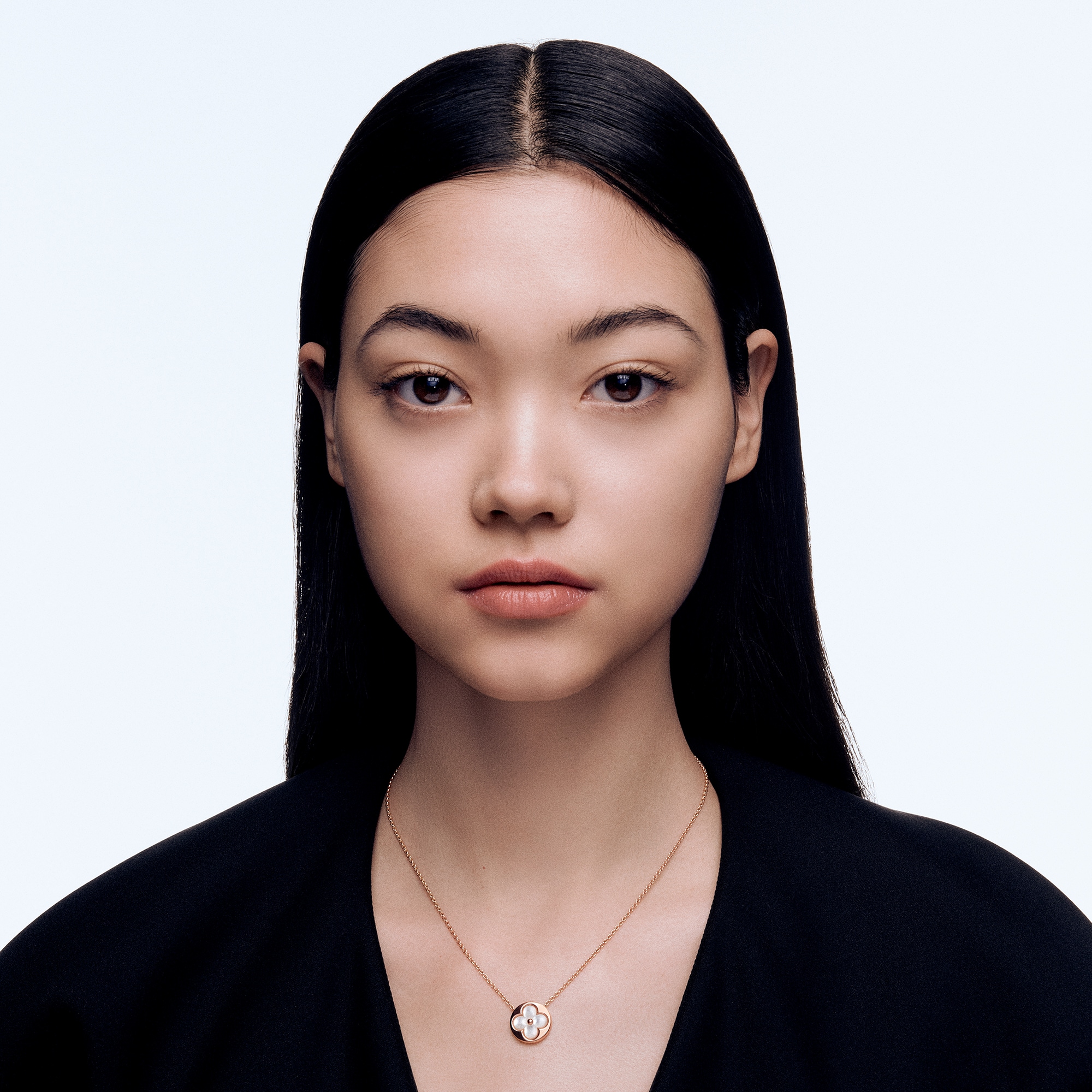 Pendente Blossom Sun, Oro Rosa e Madreperla Bianca  Gioielli Categorie Tutta la Gioielleria | LOUIS VUITTON (Zoom prodotto)