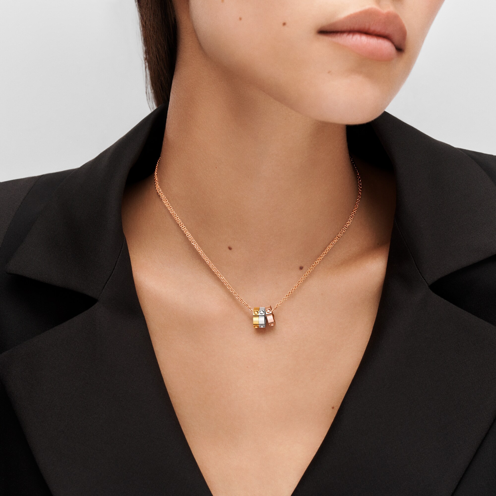 Pendente Empreinte, Oro Di Tre Colori Diversi  Gioielli Categorie Tutta la Gioielleria | LOUIS VUITTON (Zoom prodotto)