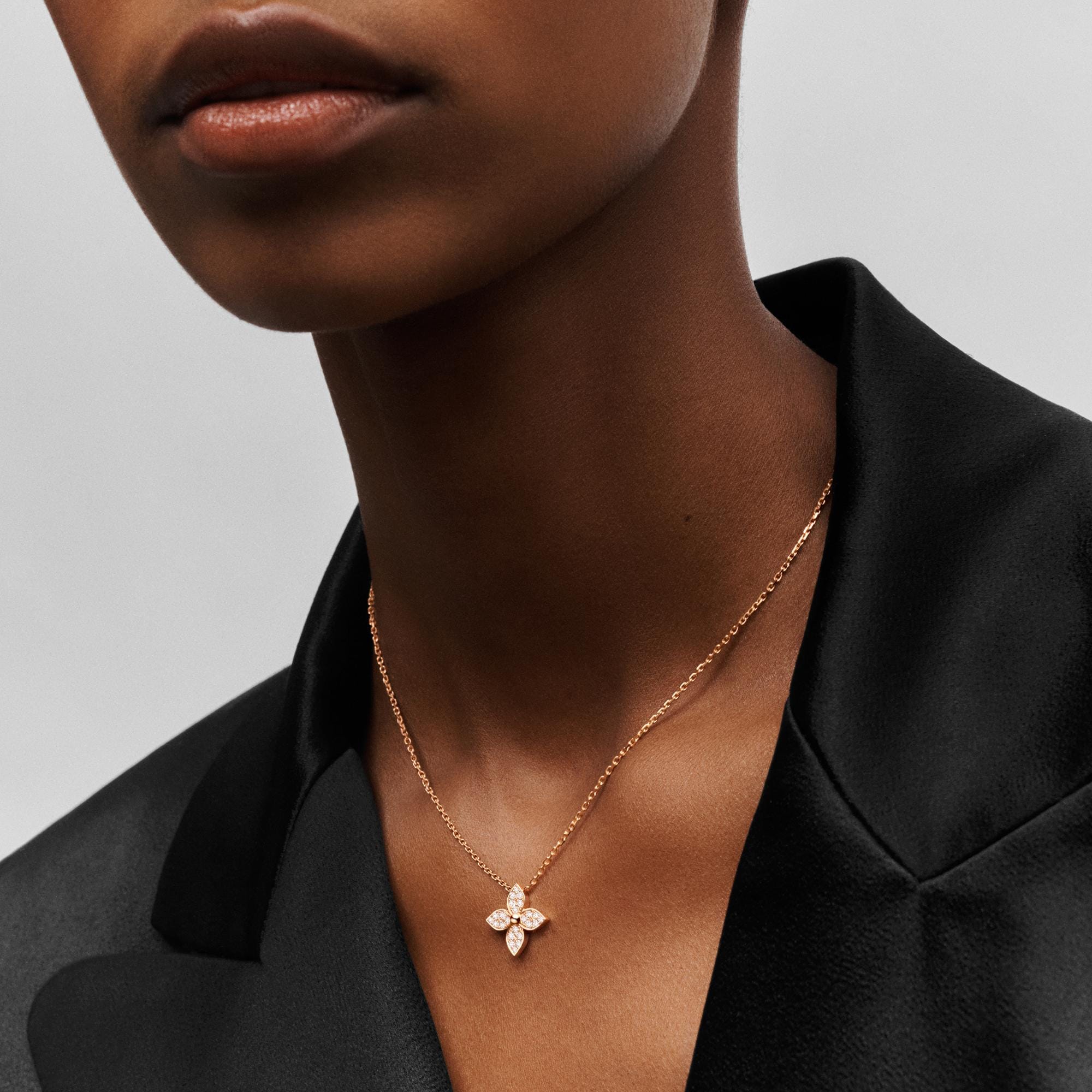 Pendente Idylle Blossom, oro rosa e diamanti  Gioielli Categorie Tutta la Gioielleria | LOUIS VUITTON (Zoom prodotto)