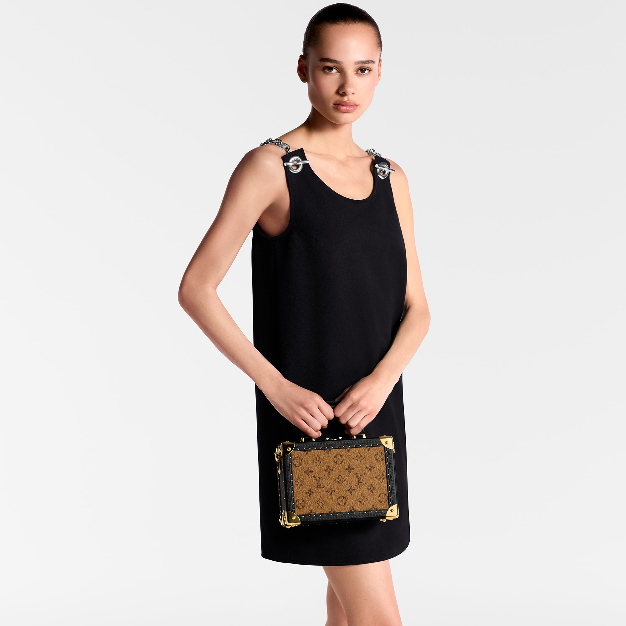 Petite Valise Monogram Reverse Monogram Reverse Canvas Les Extraordinaires Bauli Wearable Trunks | LOUIS VUITTON (Zoom prodotto)