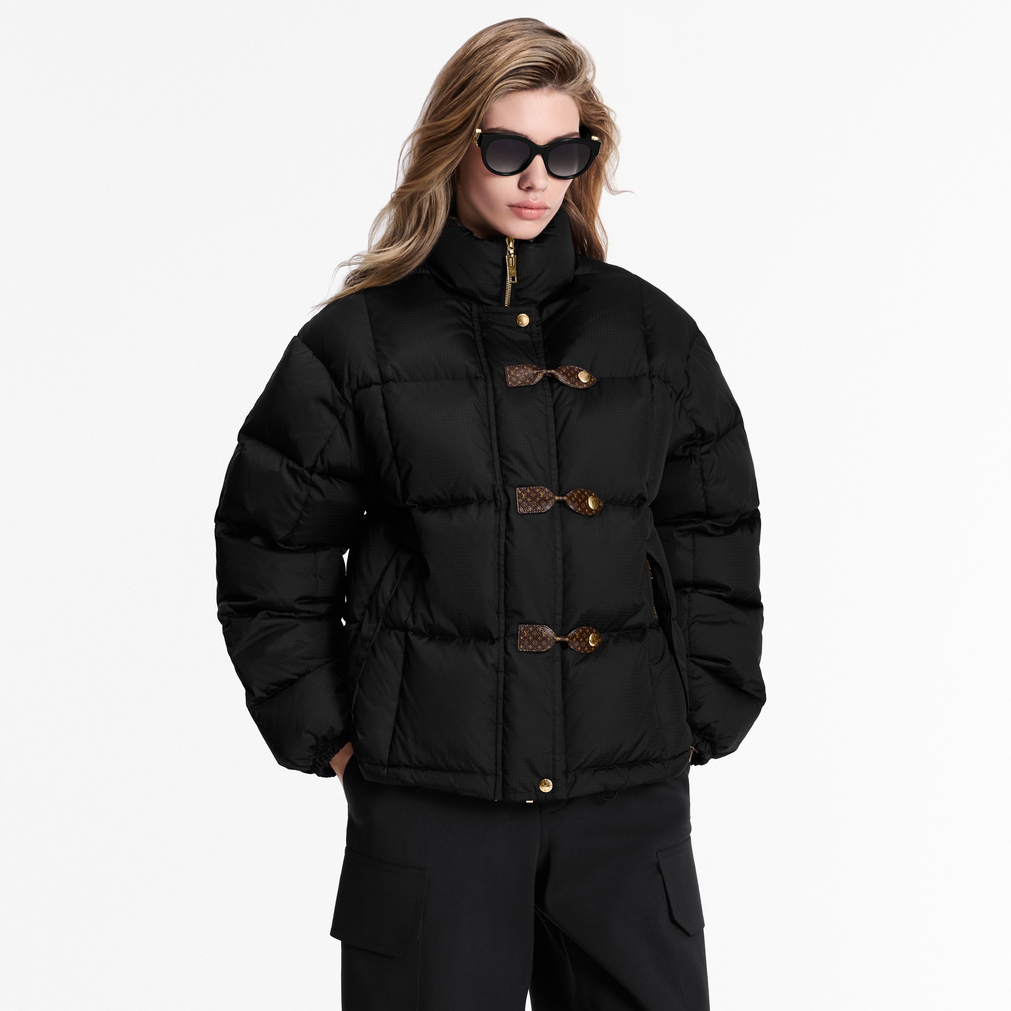 Piumino trapuntato con dettagli in tela Monogram  Donna Abbigliamento Cappotti e Giacche | LOUIS VUITTON (Zoom prodotto)