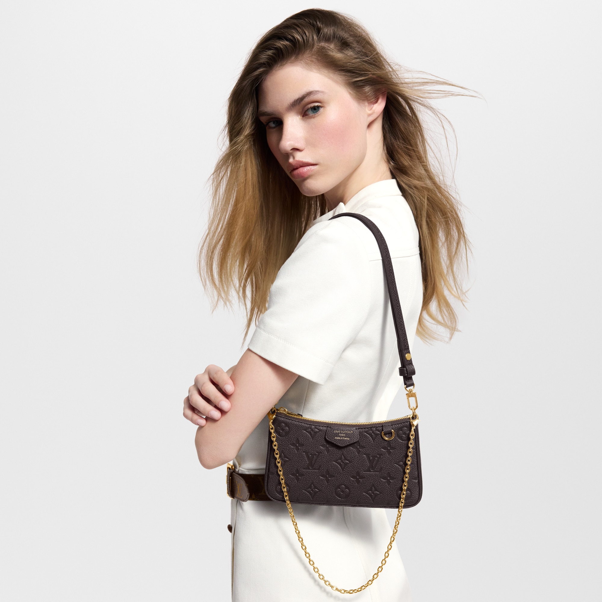 Pochette Easy Pouch Pelle Monogram Empreinte Donna Portafogli e Piccola Pelletteria Tutti i Portafogli e Piccola Pelletteria | LOUIS VUITTON (Zoom prodotto)