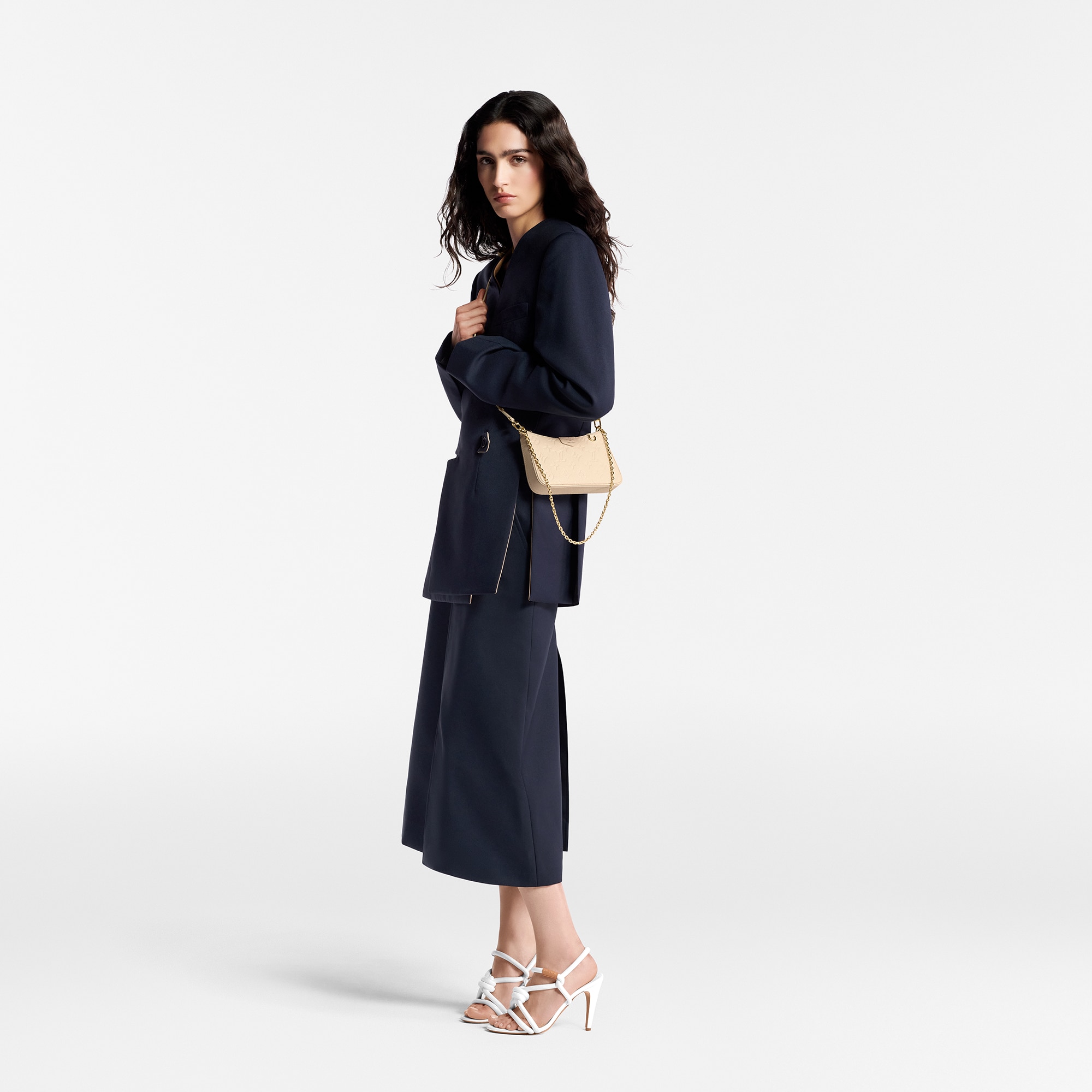 Pochette Easy Pouch On Strap Pelle Monogram Empreinte Donna Portafogli e Piccola Pelletteria Tutti i Portafogli e Piccola Pelletteria | LOUIS VUITTON (Zoom prodotto)
