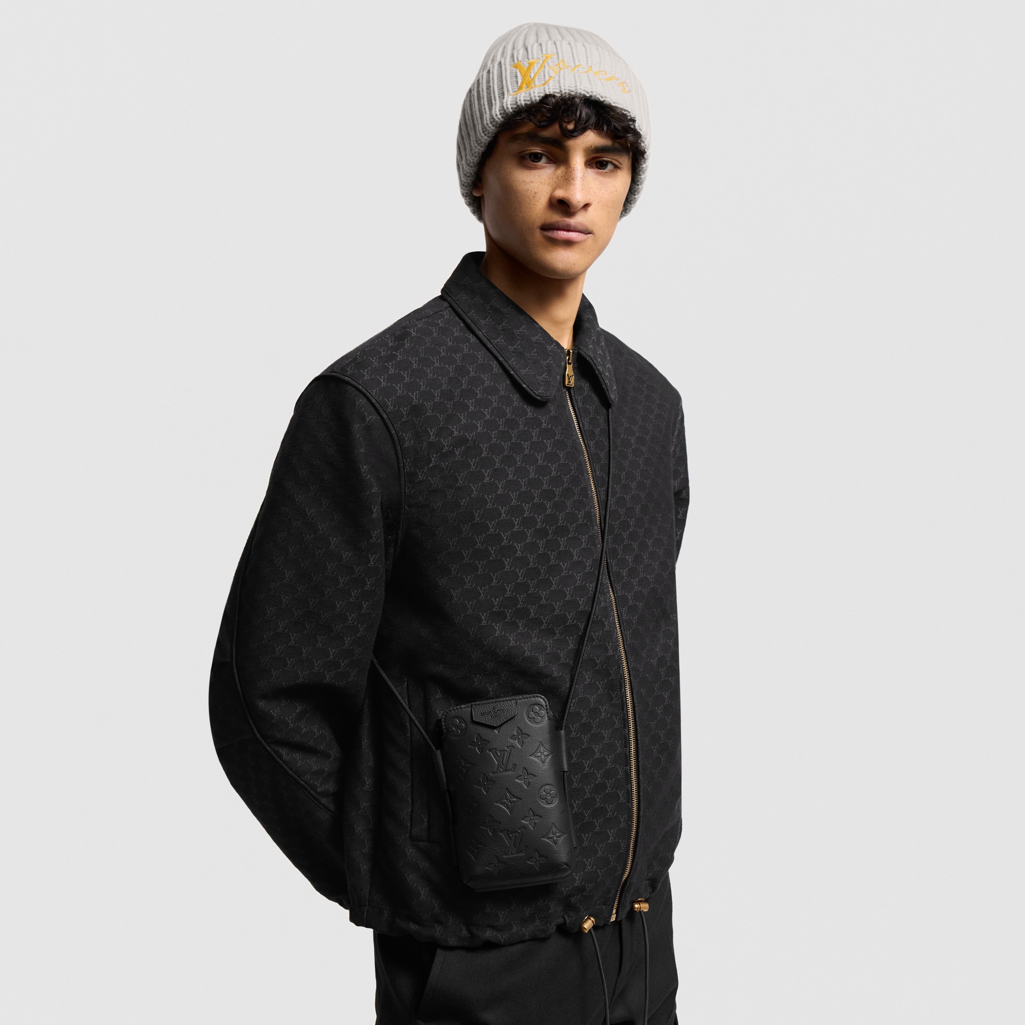 Pochette Lace Up Monogram Shadow Uomo Borse da Uomo Tutte le collezioni | LOUIS VUITTON (Zoom prodotto)