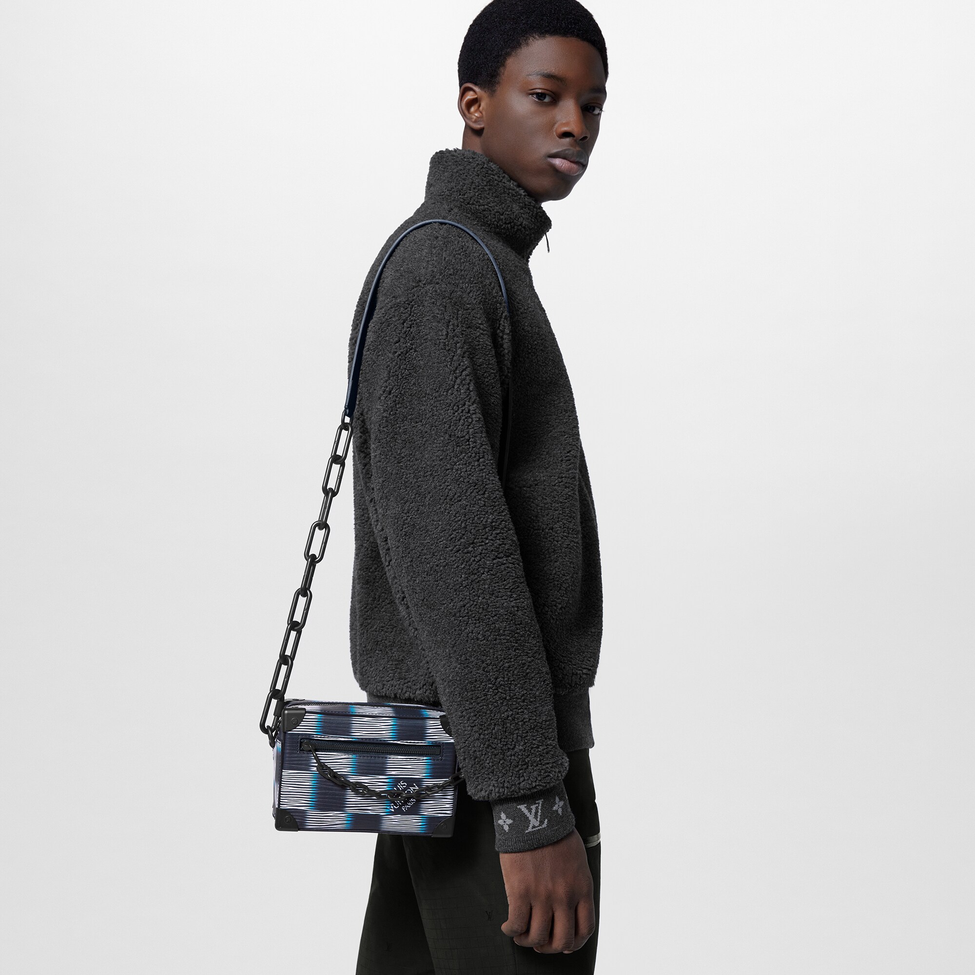Pochette Soft Trunk Mini A05 Uomo Discontinued Product Obs 13 | LOUIS VUITTON (Zoom prodotto)