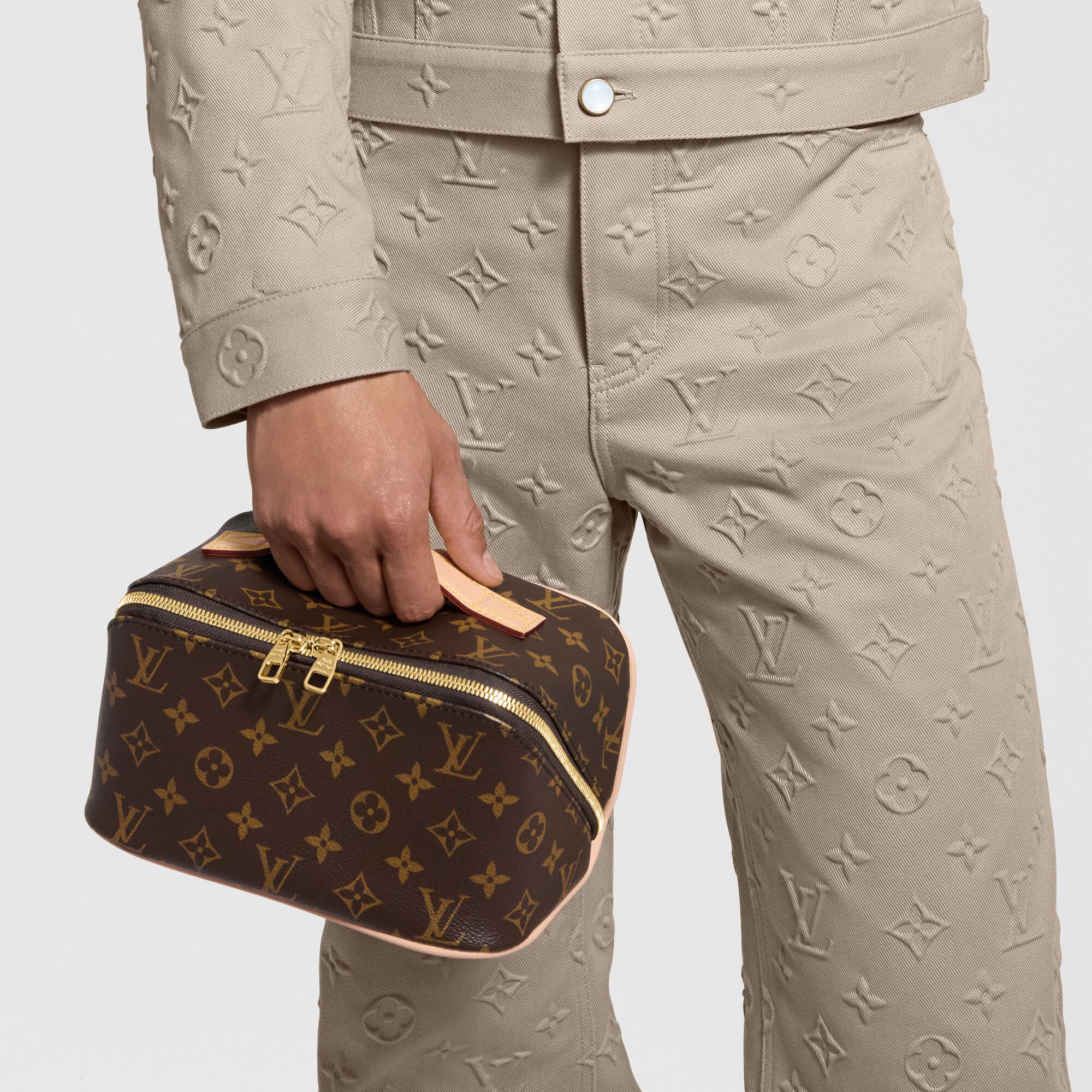 Pochette Toiletry Tela Monogram Uomo Viaggio Accessori da Viaggio | LOUIS VUITTON (Zoom prodotto)
