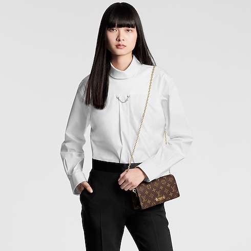 Portafoglio con catenella Lily Tela Monogram Donna Portafogli e Piccola Pelletteria Mini Borse | LOUIS VUITTON (Zoom prodotto)