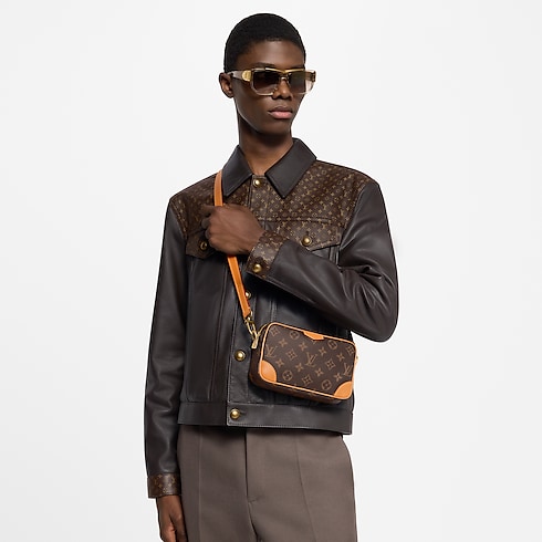 Portafoglio indossabile Trocadéro G69 Uomo Portafogli e Piccola Pelletteria Mini Bags | LOUIS VUITTON (Zoom prodotto)