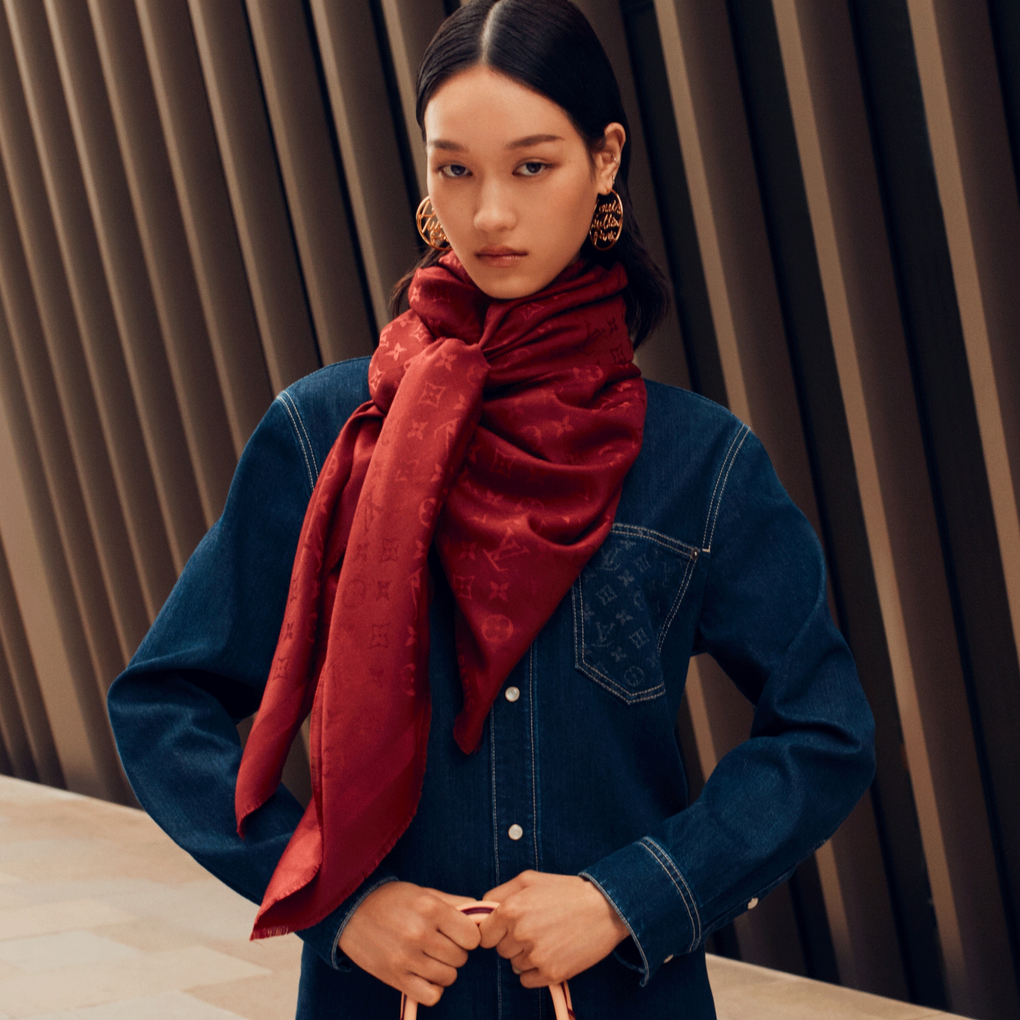 Scialle Monogram Classic S00 Donna Accessori Scialli e Stole | LOUIS VUITTON (Zoom prodotto)