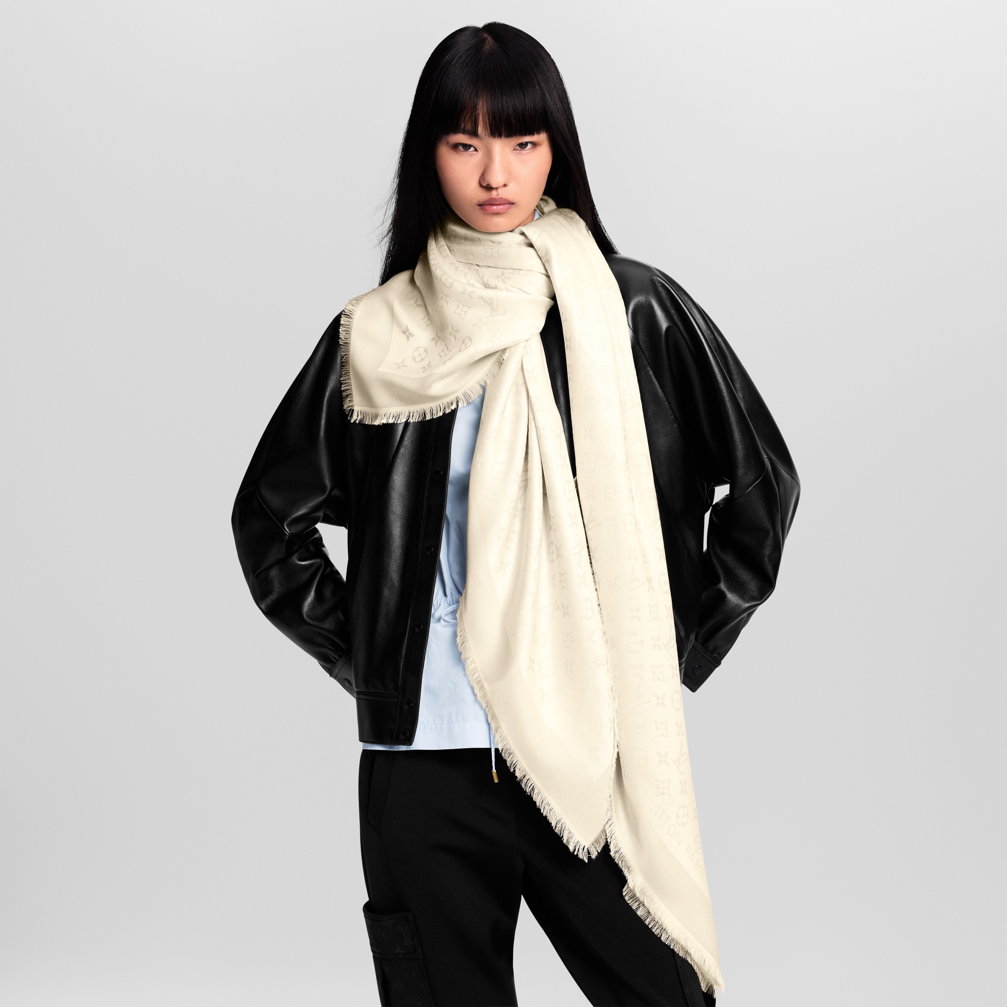Scialle Monogram Shine S00 Donna Accessori Scialli e Stole | LOUIS VUITTON (Zoom prodotto)