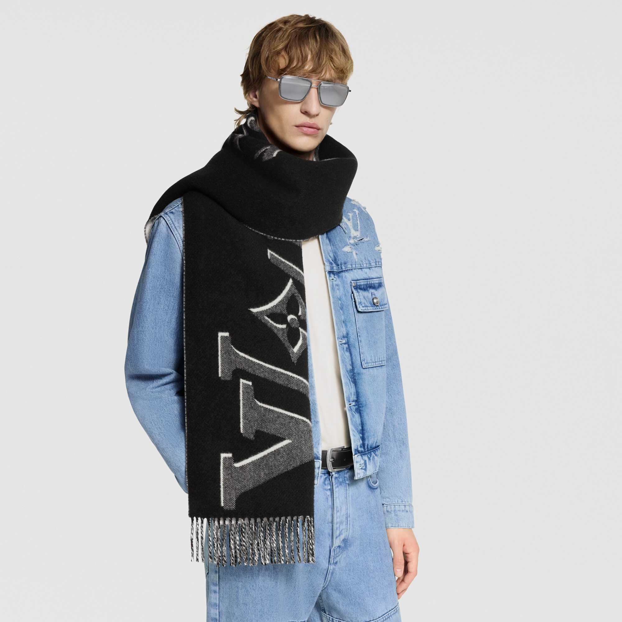 Sciarpa LV Vers S00 Uomo Accessori Sciarpe | LOUIS VUITTON (Zoom prodotto)