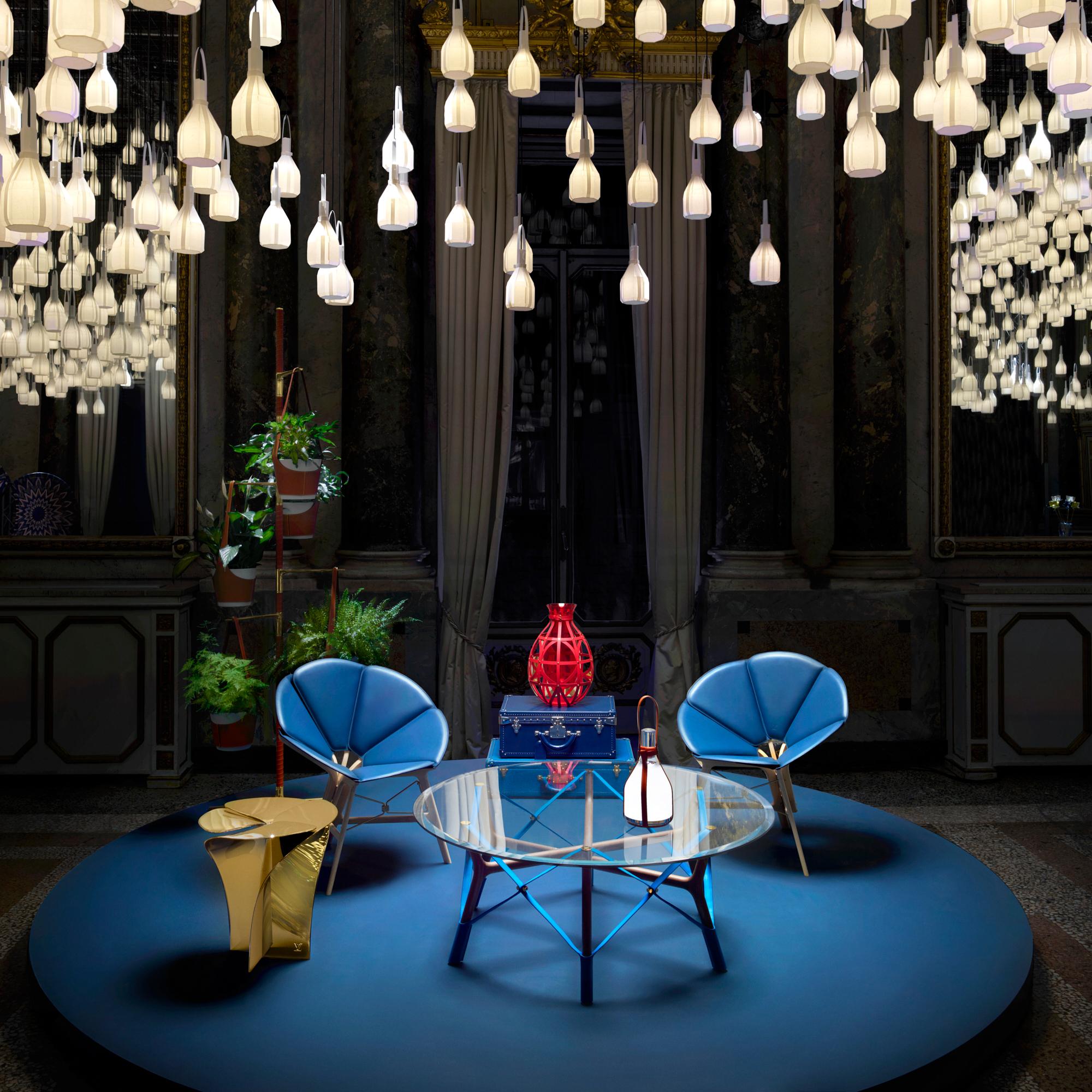 Serpentine PM Coffee Table di Atelier Oï  Bauli, Viaggio e Casa Casa e Art de la Table Mobili | LOUIS VUITTON (Zoom prodotto)