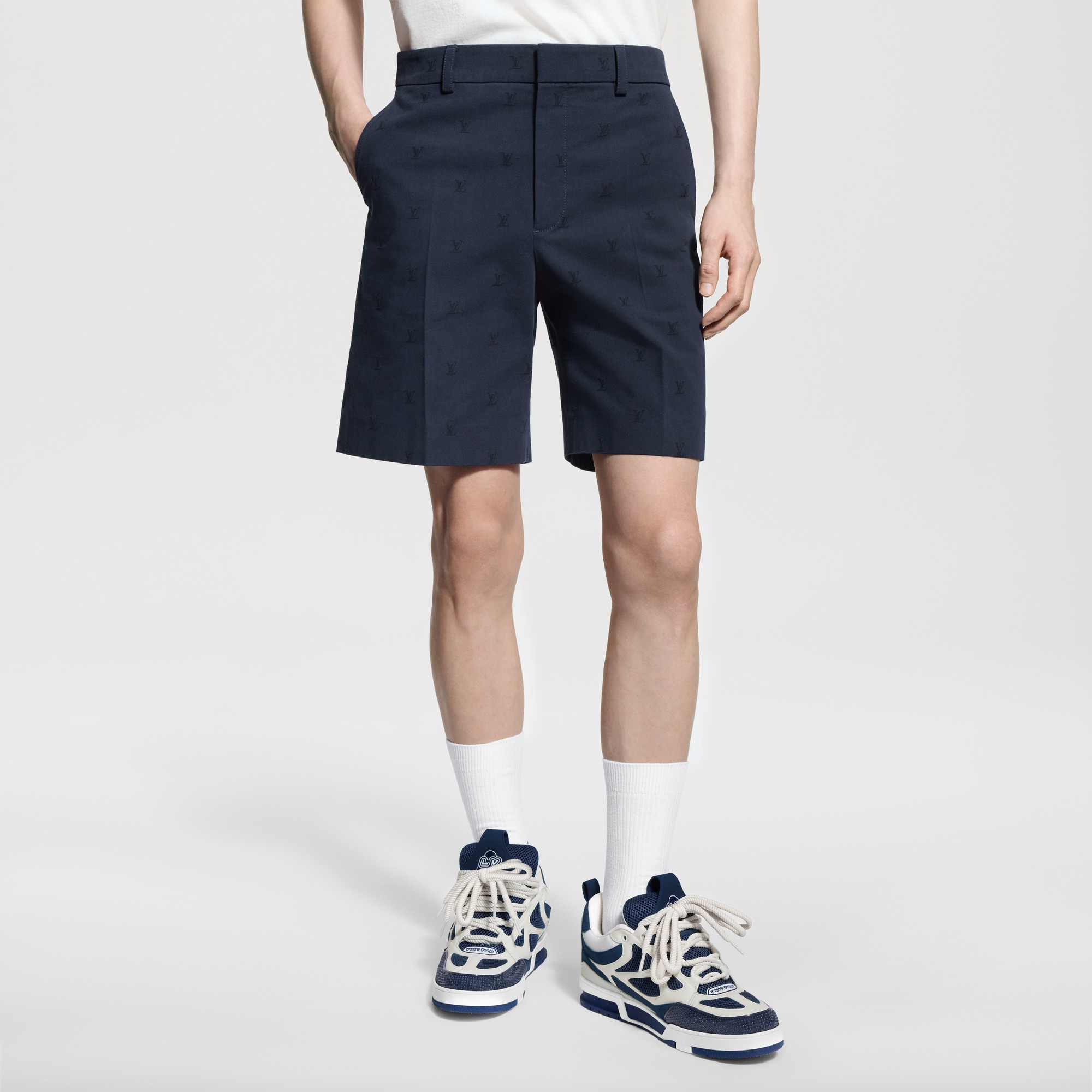 Shorts chino in cotone con firme LV Blason  Uomo Abbigliamento Pantaloni | LOUIS VUITTON (Zoom prodotto)