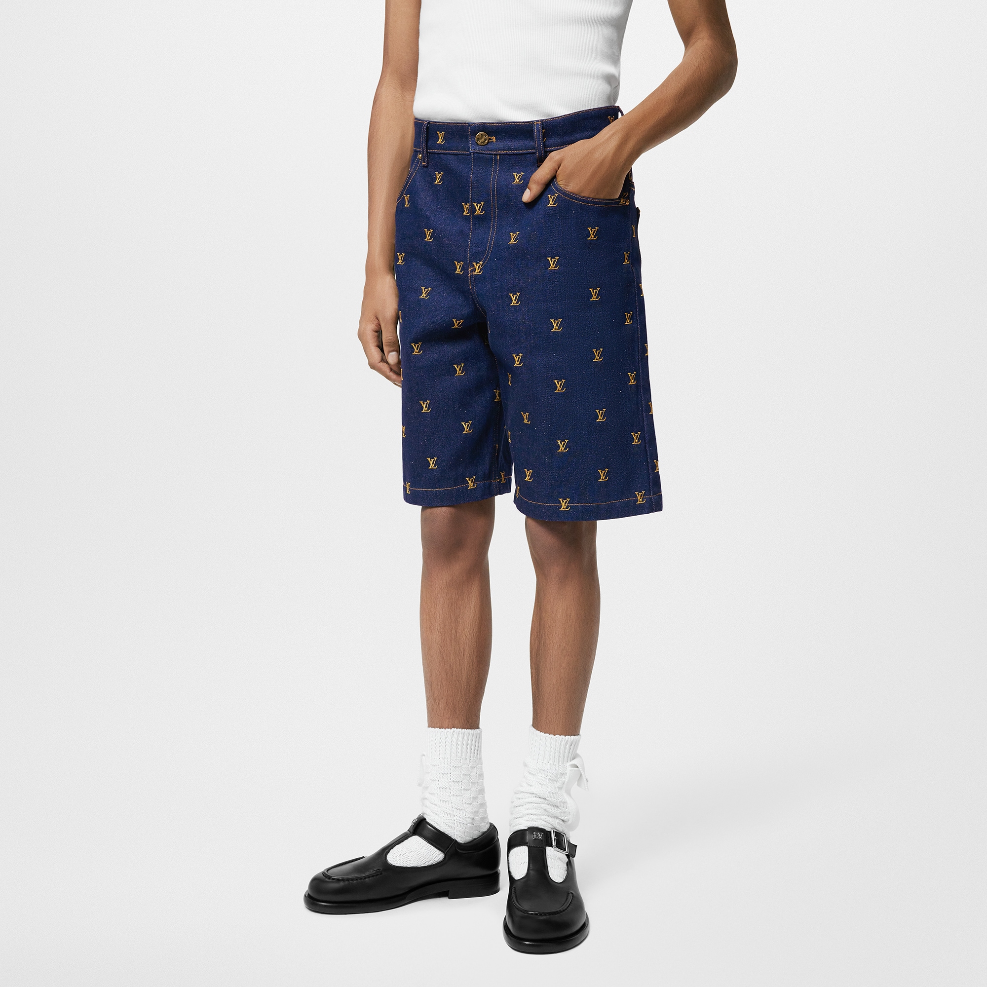 Shorts in denim con firme ricamate  Uomo Abbigliamento Collezione Denim | LOUIS VUITTON (Zoom prodotto)