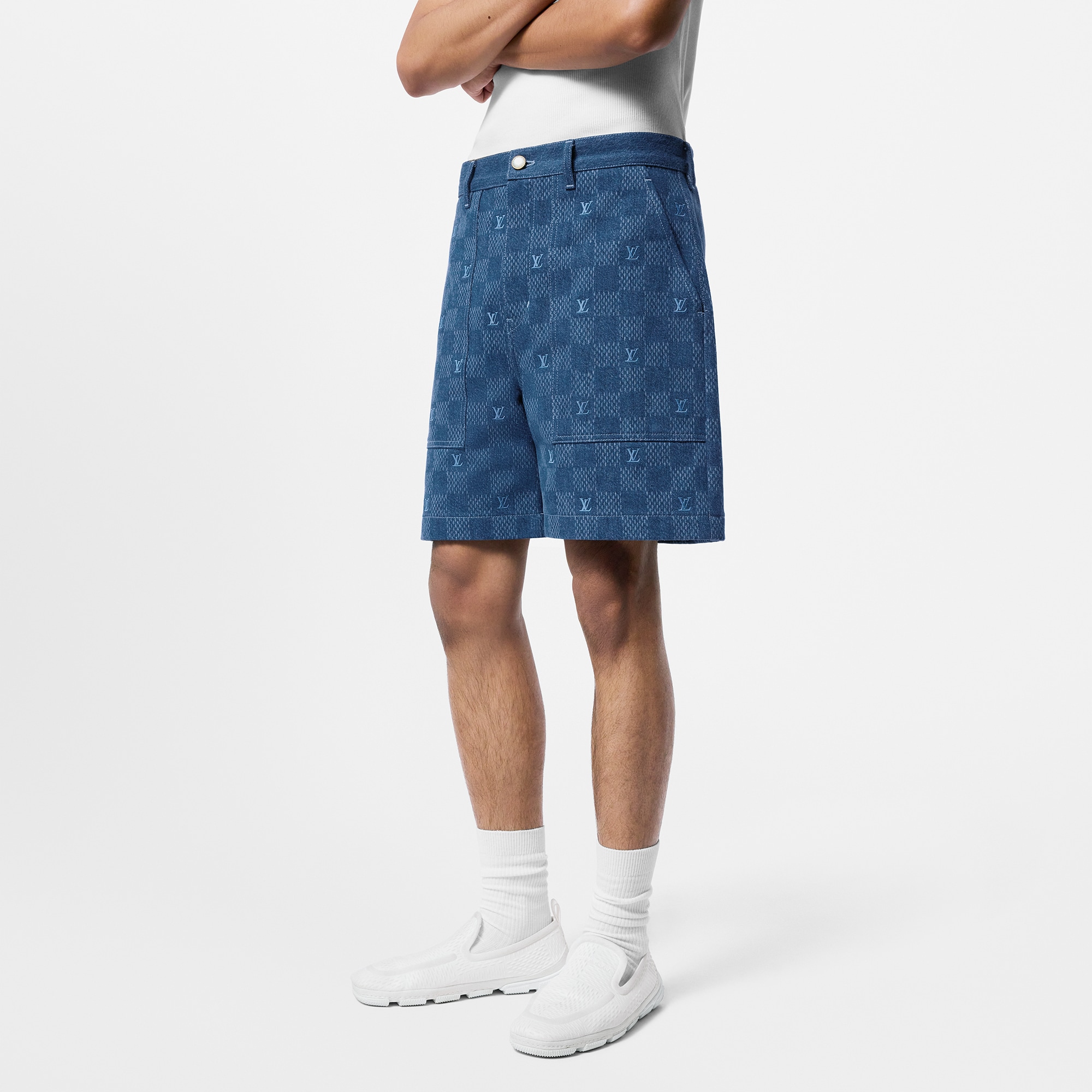Shorts in denim con motivo Damier e ricami  Uomo Abbigliamento Collezione Denim | LOUIS VUITTON (Zoom prodotto)