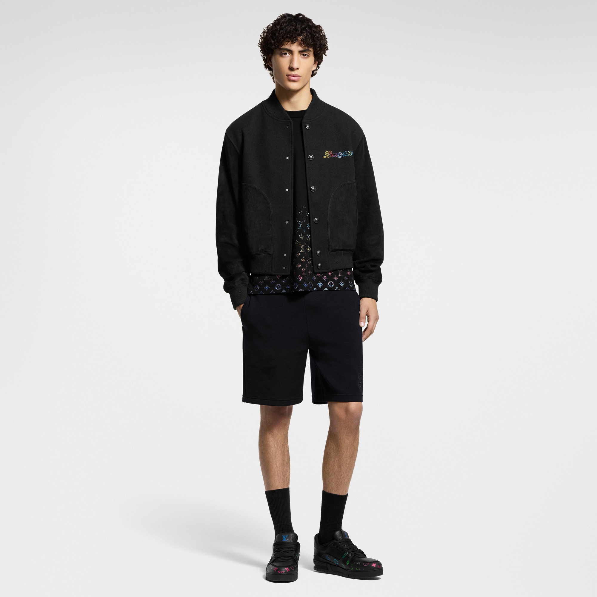 Shorts in jersey con iniziali LV  Uomo Abbigliamento Tutti i Capi di Abbigliamento | LOUIS VUITTON (Zoom prodotto)