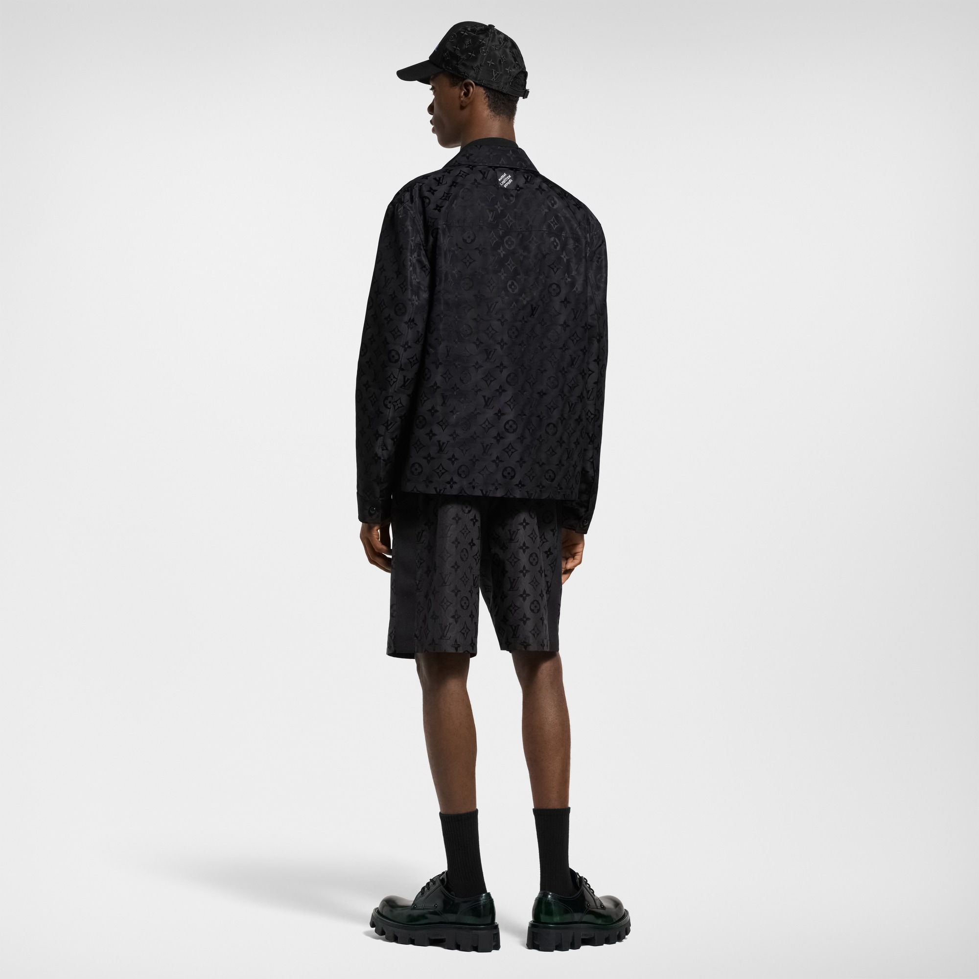 Shorts in seta con motivo Monogram Moiré in trama jacquard  Uomo Abbigliamento Pantaloni | LOUIS VUITTON (Zoom prodotto)