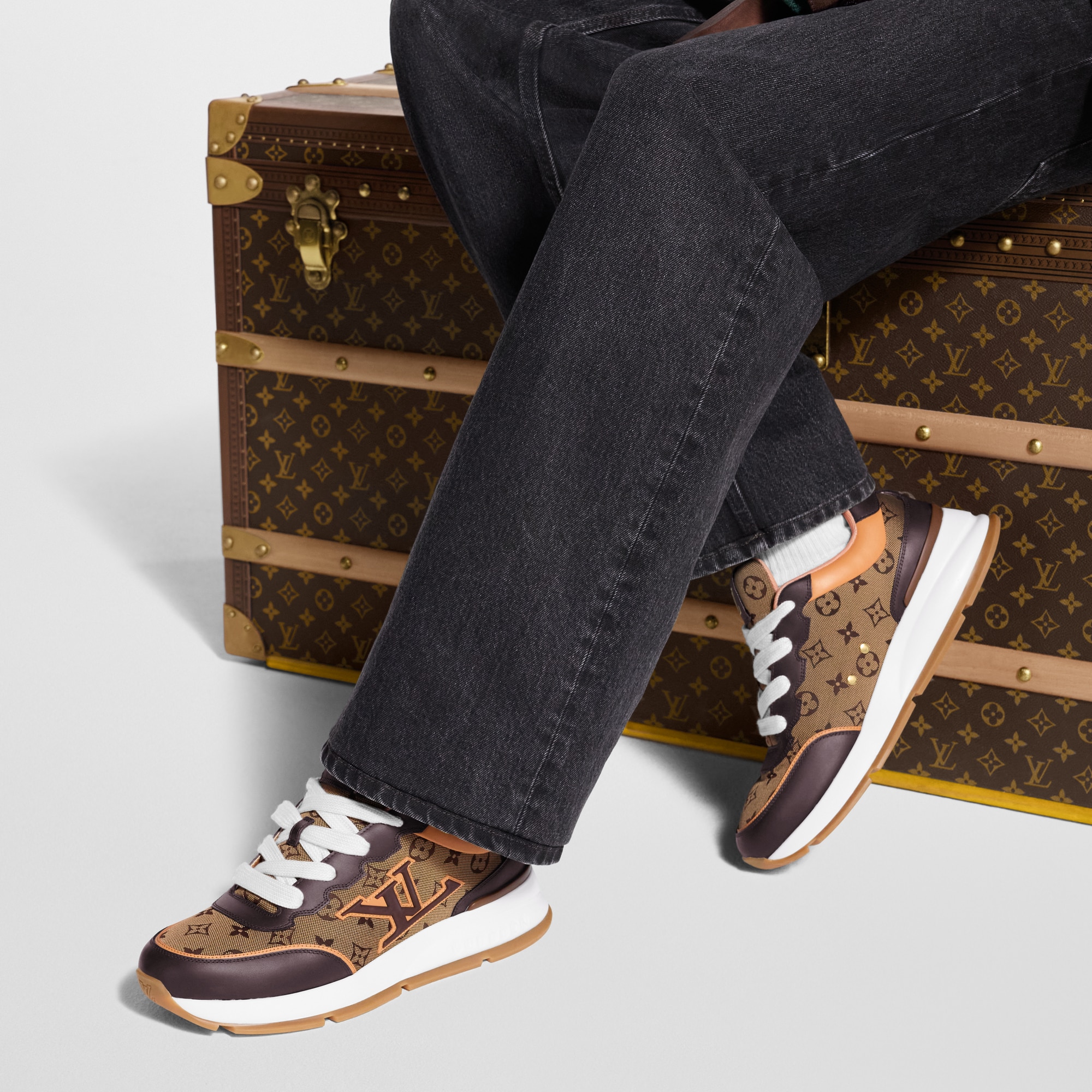 Sneaker LV Classic  Uomo Calzature Sneakers | LOUIS VUITTON (Zoom prodotto)