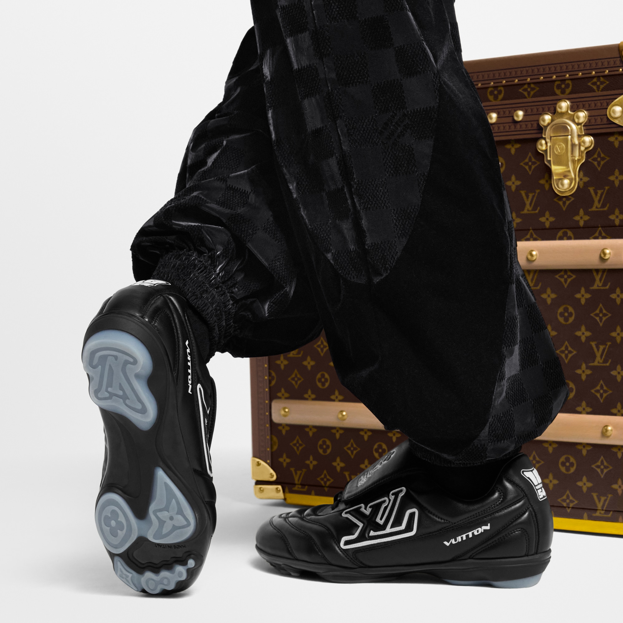 Sneaker LV Footprint Soccer  Uomo Calzature Sneakers | LOUIS VUITTON (Zoom prodotto)