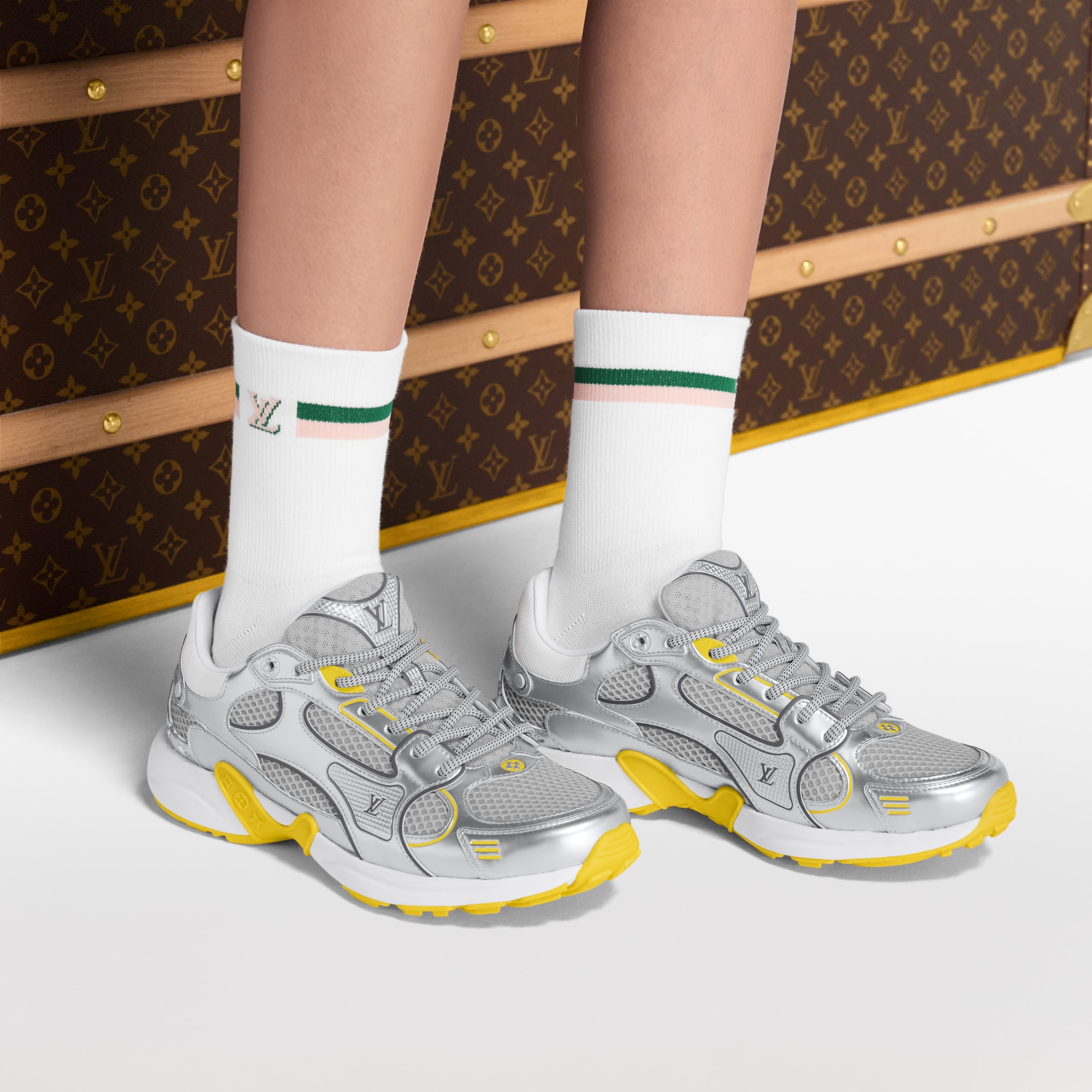 Sneaker LV Olympia  Donna Calzature Tutte le Scarpe | LOUIS VUITTON (Zoom prodotto)