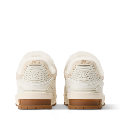 Sneaker LV Trainer back view