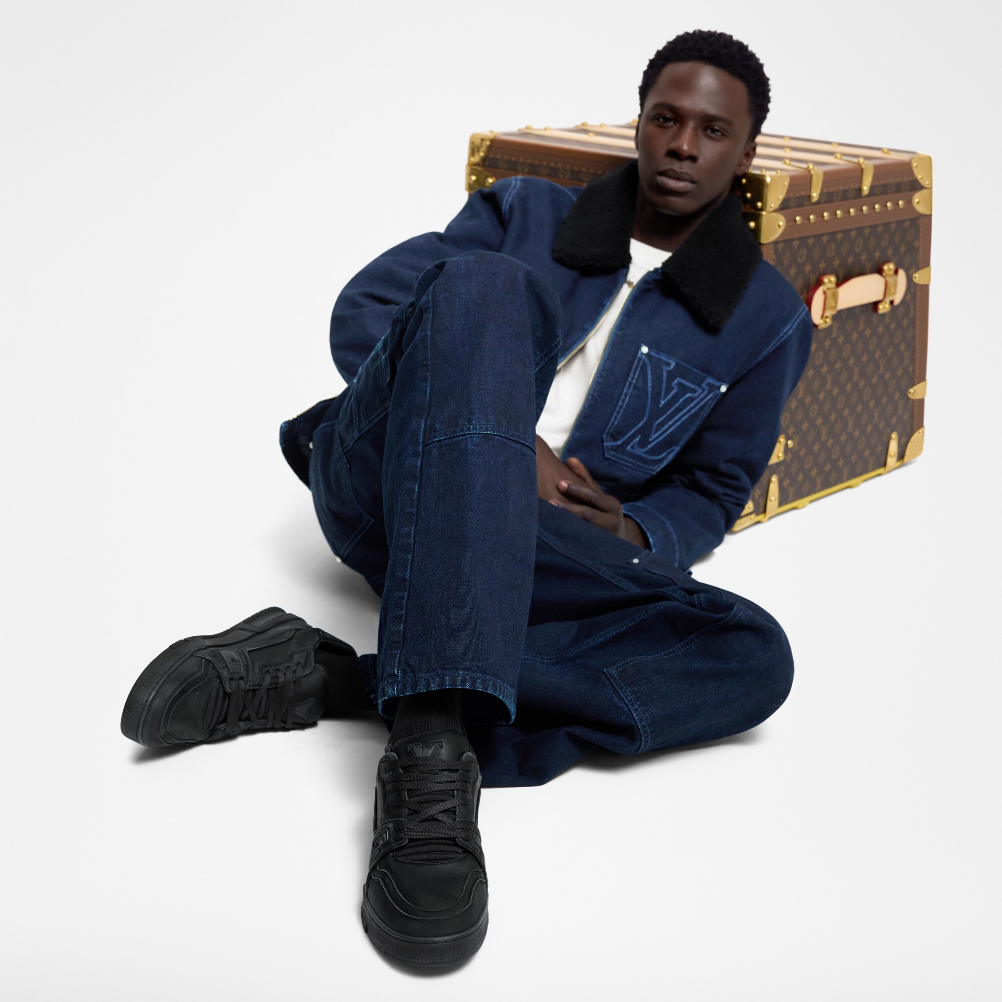 Sneaker LV Trainer Distressed  Uomo Calzature Sneakers | LOUIS VUITTON (Zoom prodotto)