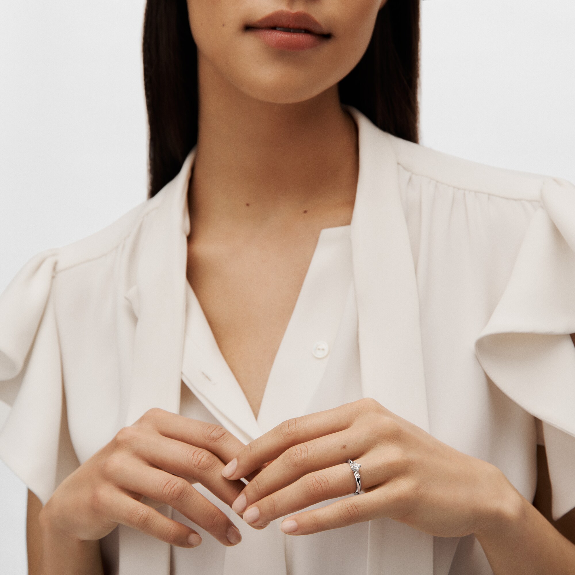 Solitario LV Diamonds, diamante taglio LV Monogram Star  Gioielli Collezioni LV Diamonds | LOUIS VUITTON (Zoom prodotto)