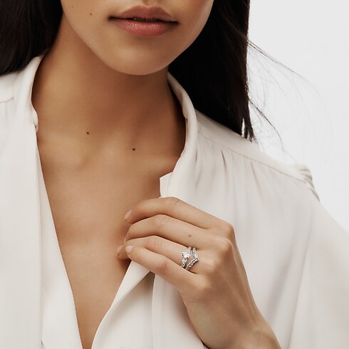 Solitario LV Diamonds, diamante taglio LV Monogram Star Gioielli Collezioni LV Diamonds | LOUIS VUITTON (Zoom prodotto)