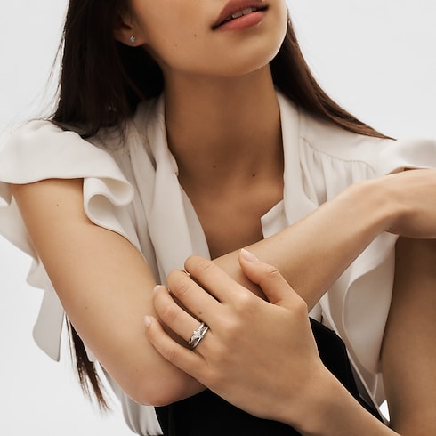 Solitario LV Diamonds, diamante taglio LV Monogram Star Gioielli Collezioni LV Diamonds | LOUIS VUITTON (Zoom prodotto)