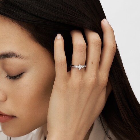 Solitario LV Diamonds, diamante taglio LV Monogram Star Gioielli Collezioni LV Diamonds | LOUIS VUITTON (Zoom prodotto)