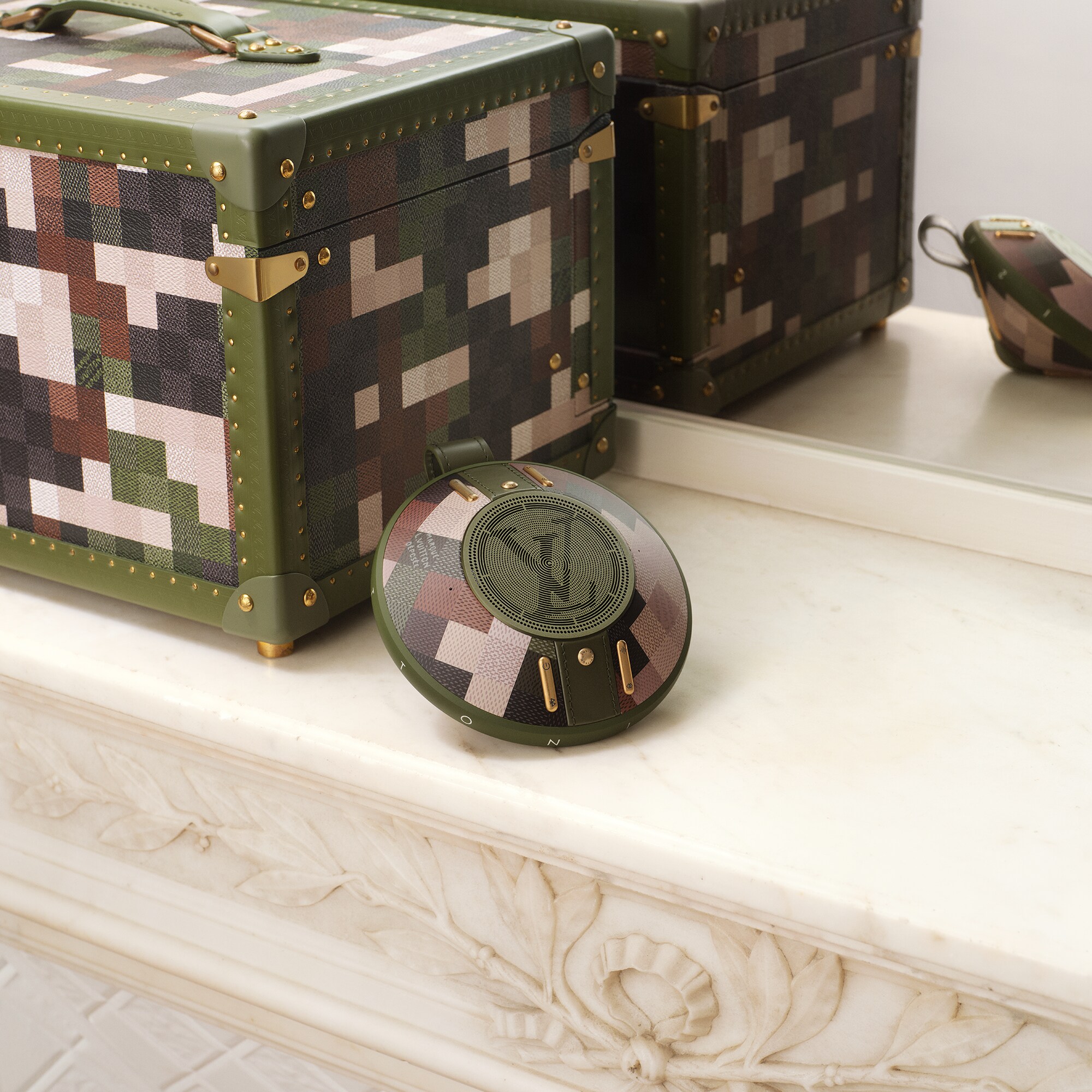 Speaker LV Nanogram Damoflage  Les Extraordinaires Orologi Accessori High-Tech | LOUIS VUITTON (Zoom prodotto)