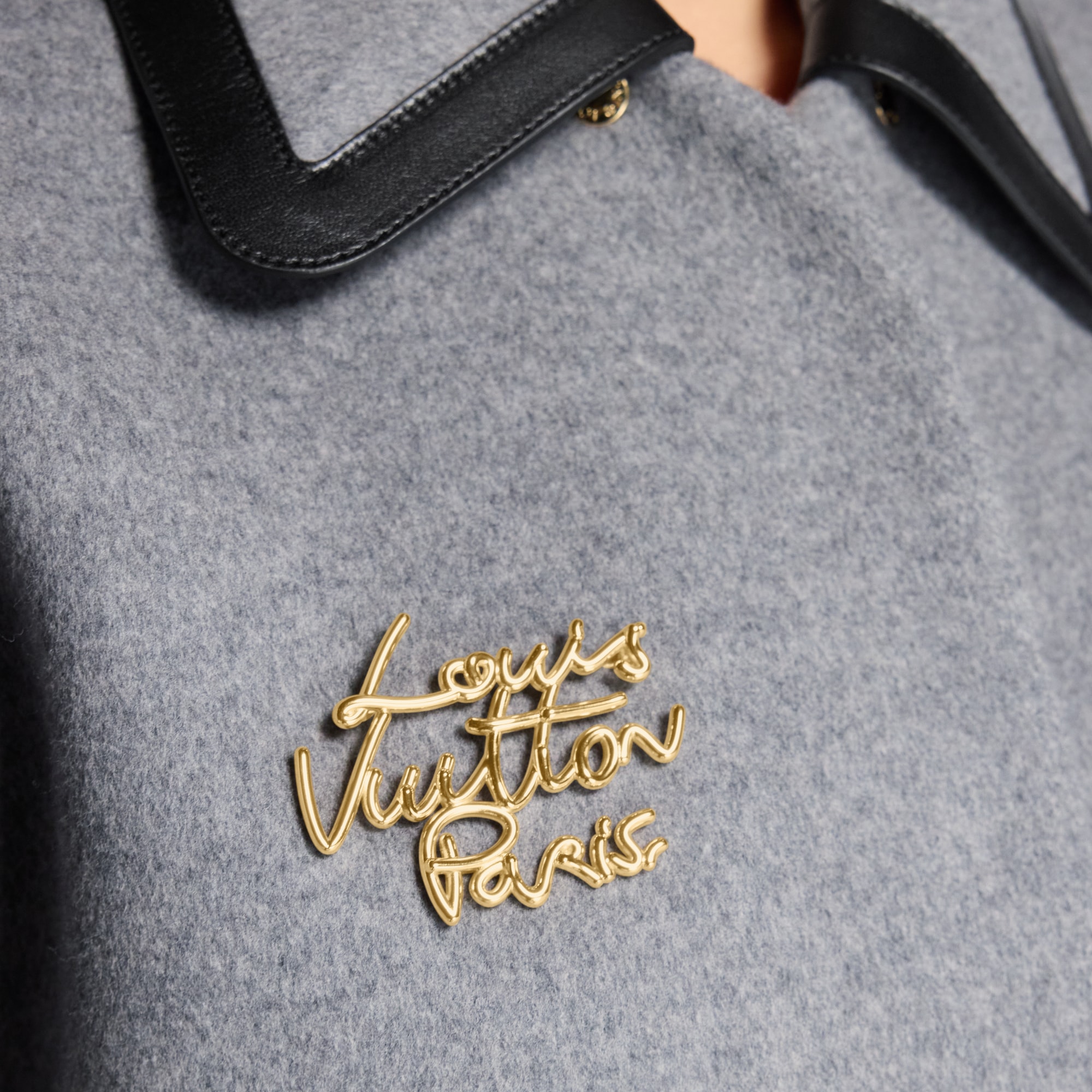 Spilla LV Script S00 Donna Fashion Bijoux Tutta la collezione | LOUIS VUITTON (Zoom prodotto)