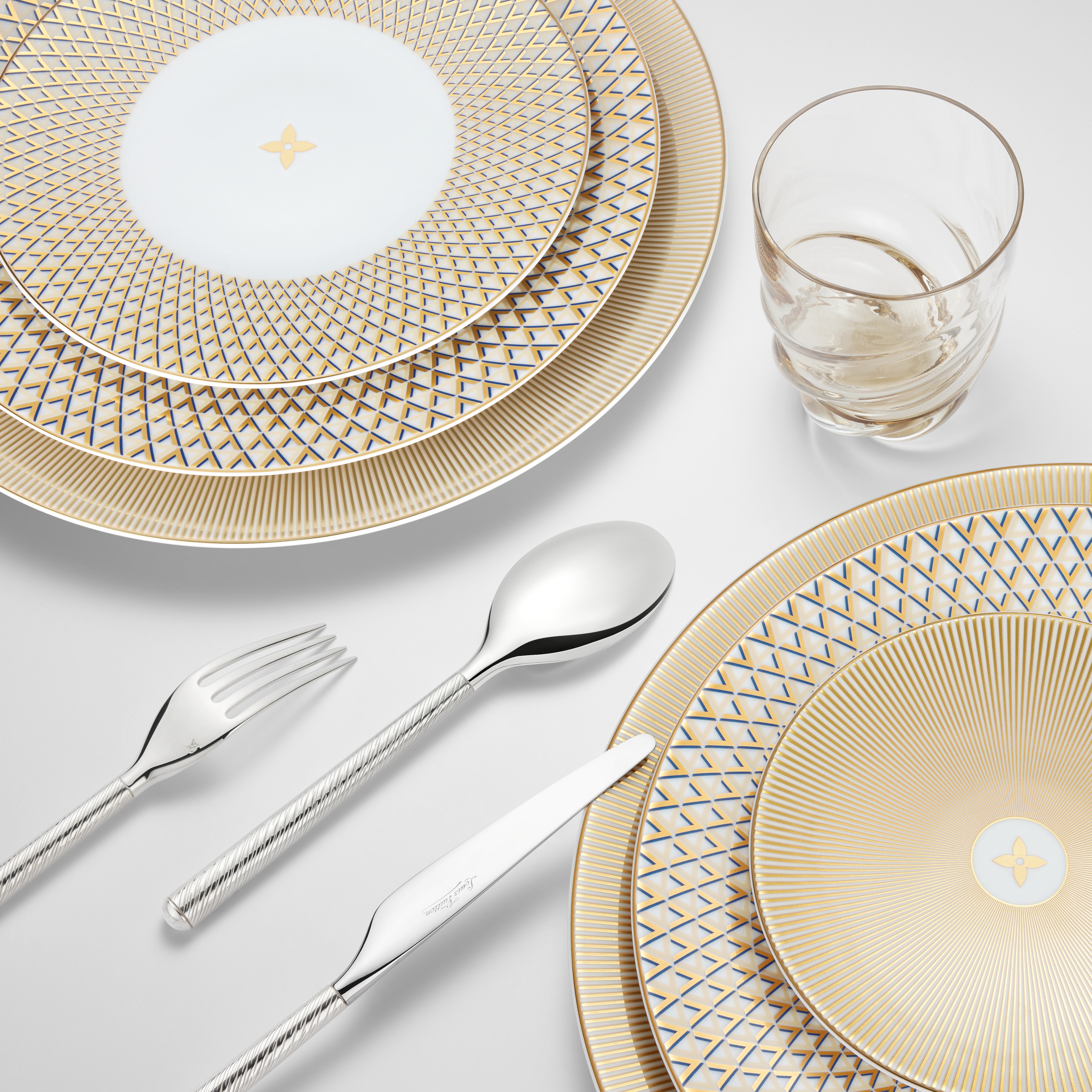 Splendor Set Of 2 Dessert Plates  Bauli, Viaggio e Casa Casa e Art de la Table Art de la Table | LOUIS VUITTON (Zoom prodotto)
