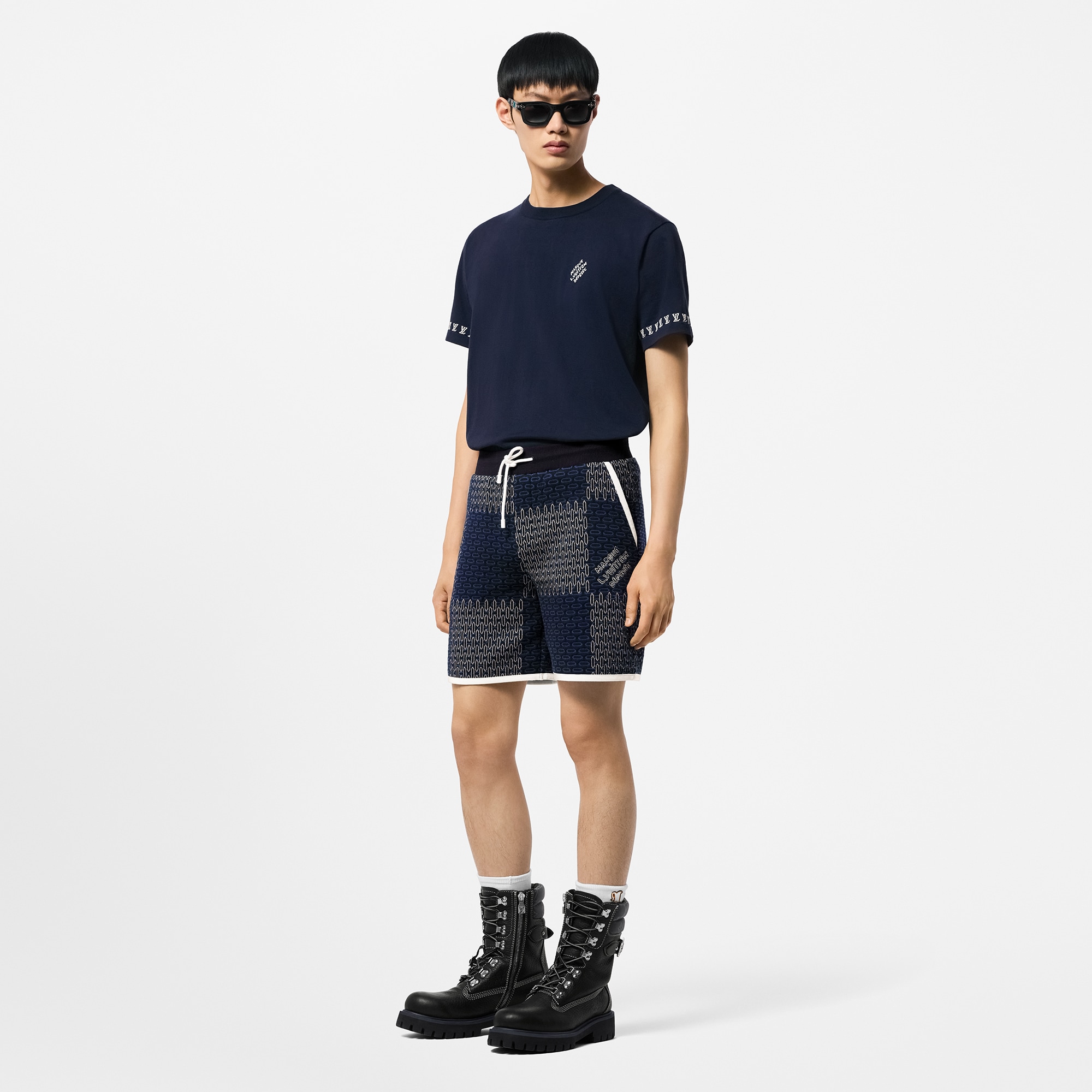 T-shirt con dettagli iconici  Uomo Abbigliamento Tutti i Capi di Abbigliamento | LOUIS VUITTON (Zoom prodotto)