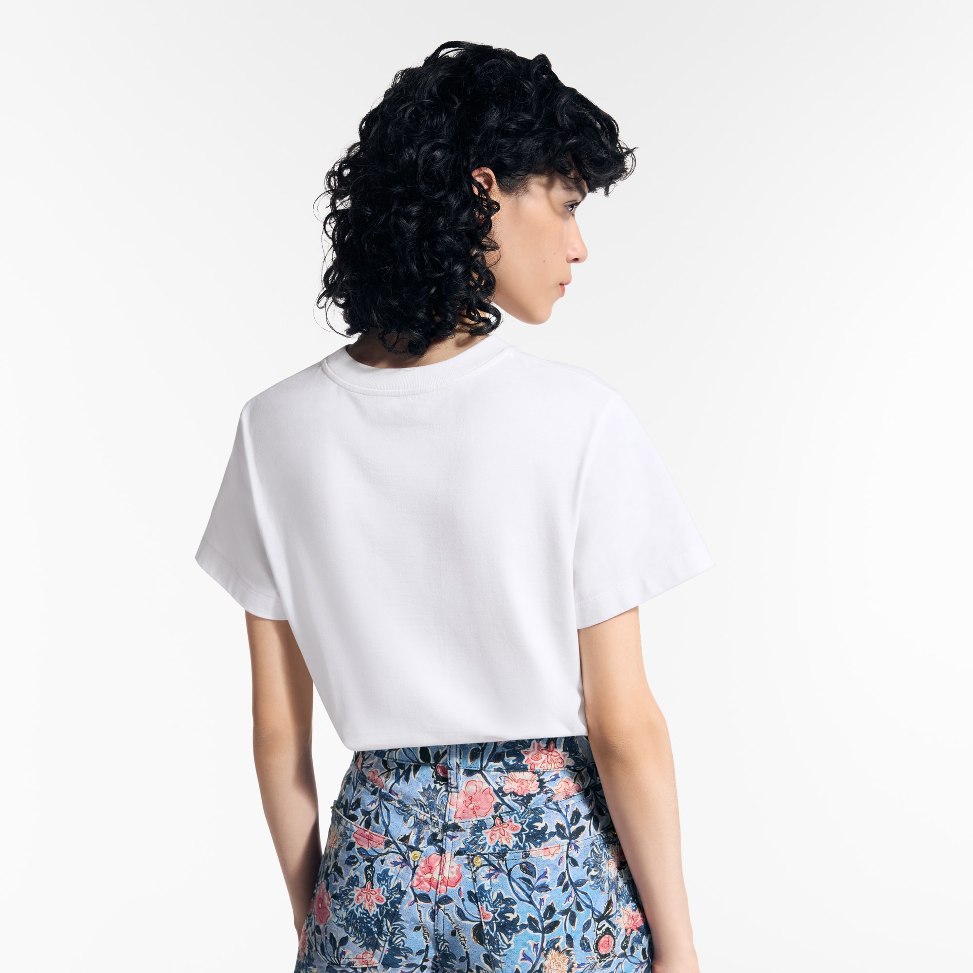 T-shirt con iniziali LV in Sangallo  Donna Abbigliamento Camicie e T-Shirt | LOUIS VUITTON (Zoom prodotto)
