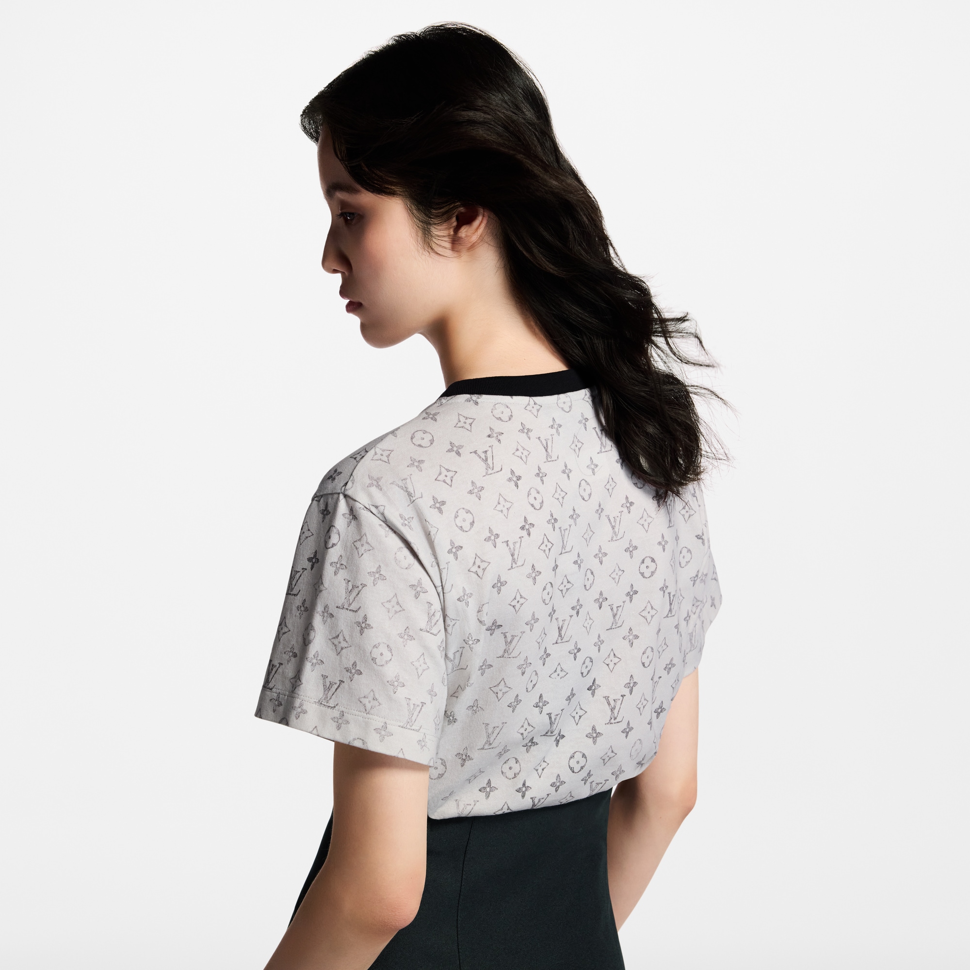 T-shirt con motivo Monogram effetto lavato  Donna Abbigliamento Camicie e T-Shirt | LOUIS VUITTON (Zoom prodotto)
