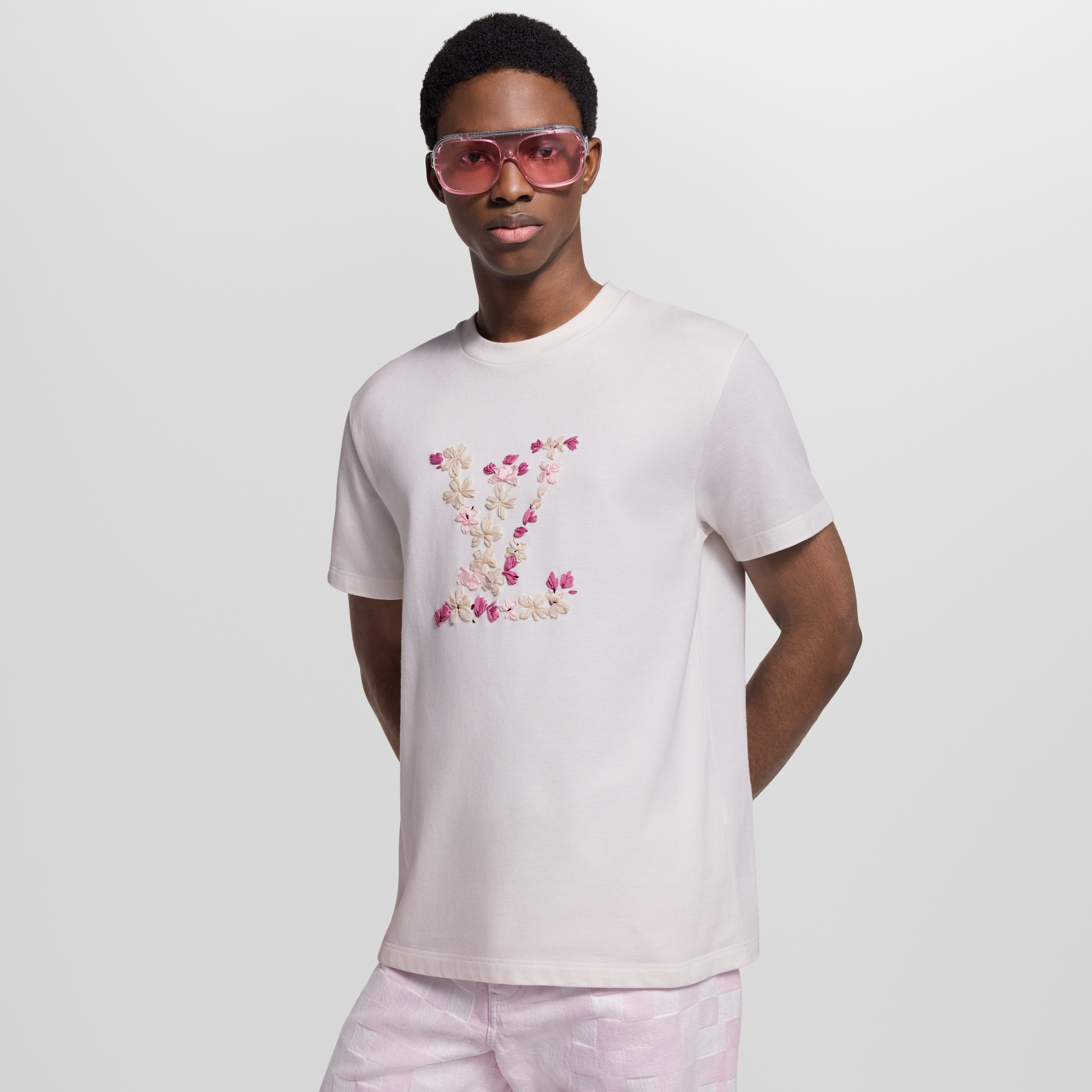 T-shirt con ricami  Uomo Abbigliamento T-Shirt e Polo | LOUIS VUITTON (Zoom prodotto)