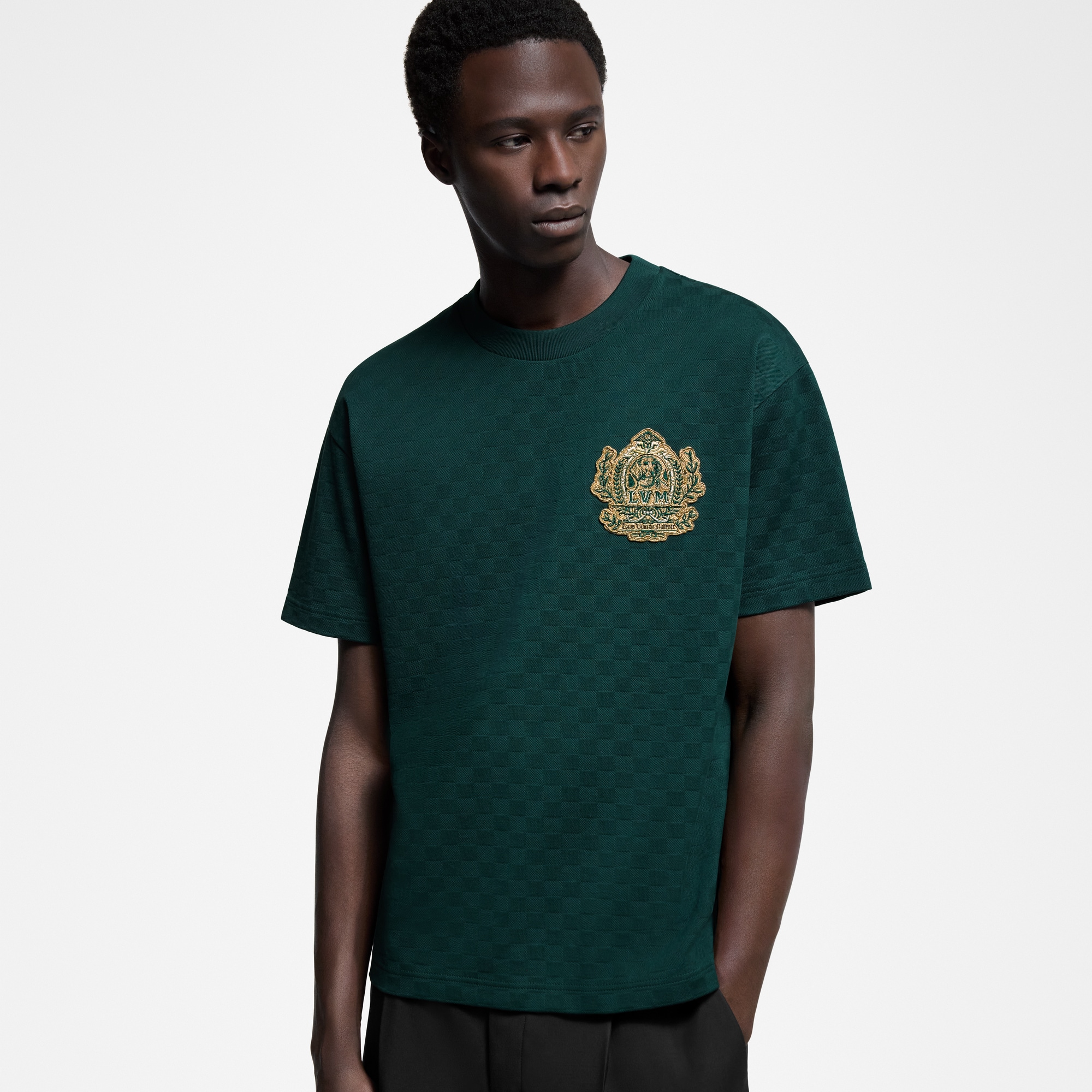 T-shirt in cotone con applicazione iconica  Uomo Abbigliamento T-Shirt e Polo | LOUIS VUITTON (Zoom prodotto)
