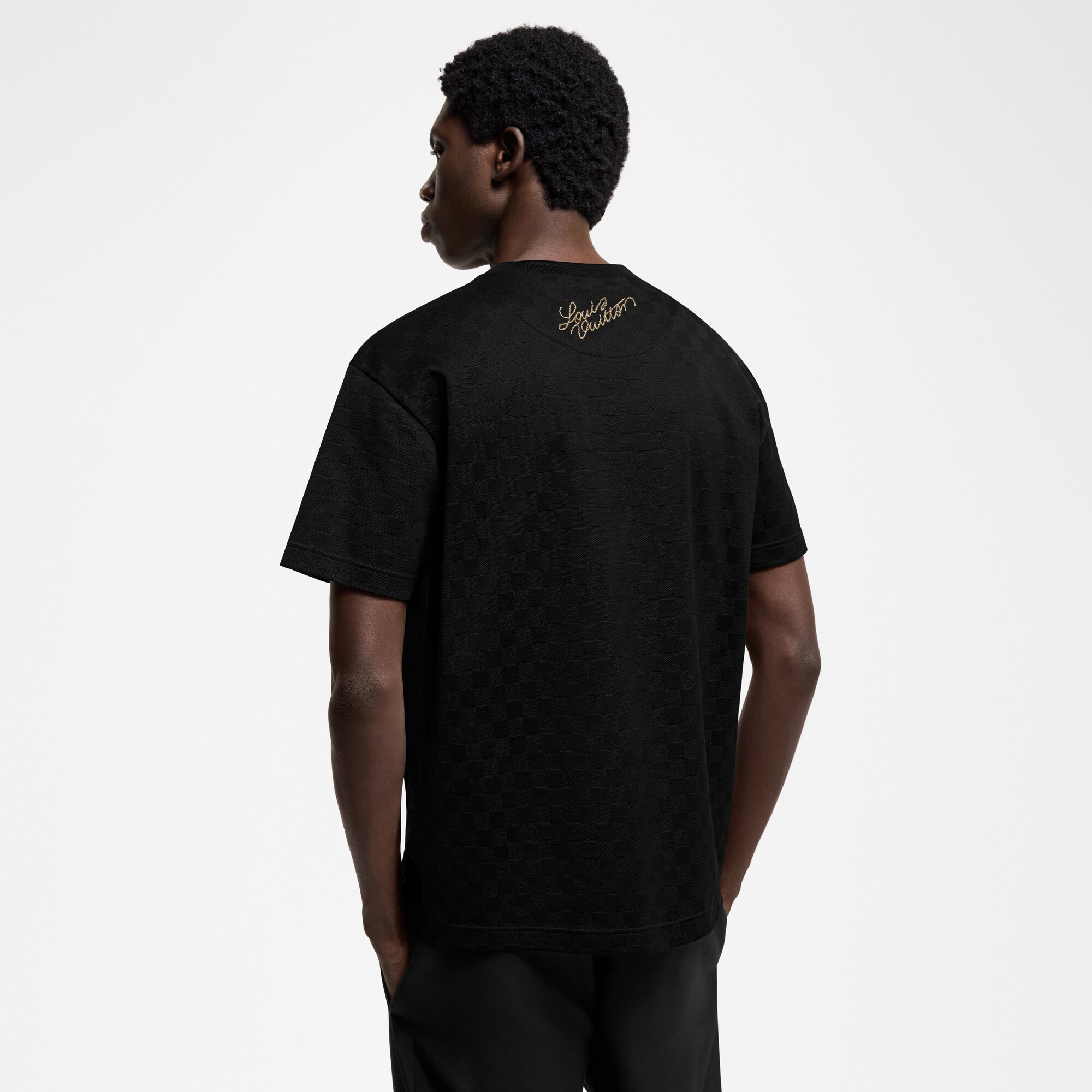T-shirt in cotone con applicazione iconica  Uomo Abbigliamento T-Shirt e Polo | LOUIS VUITTON (Zoom prodotto)