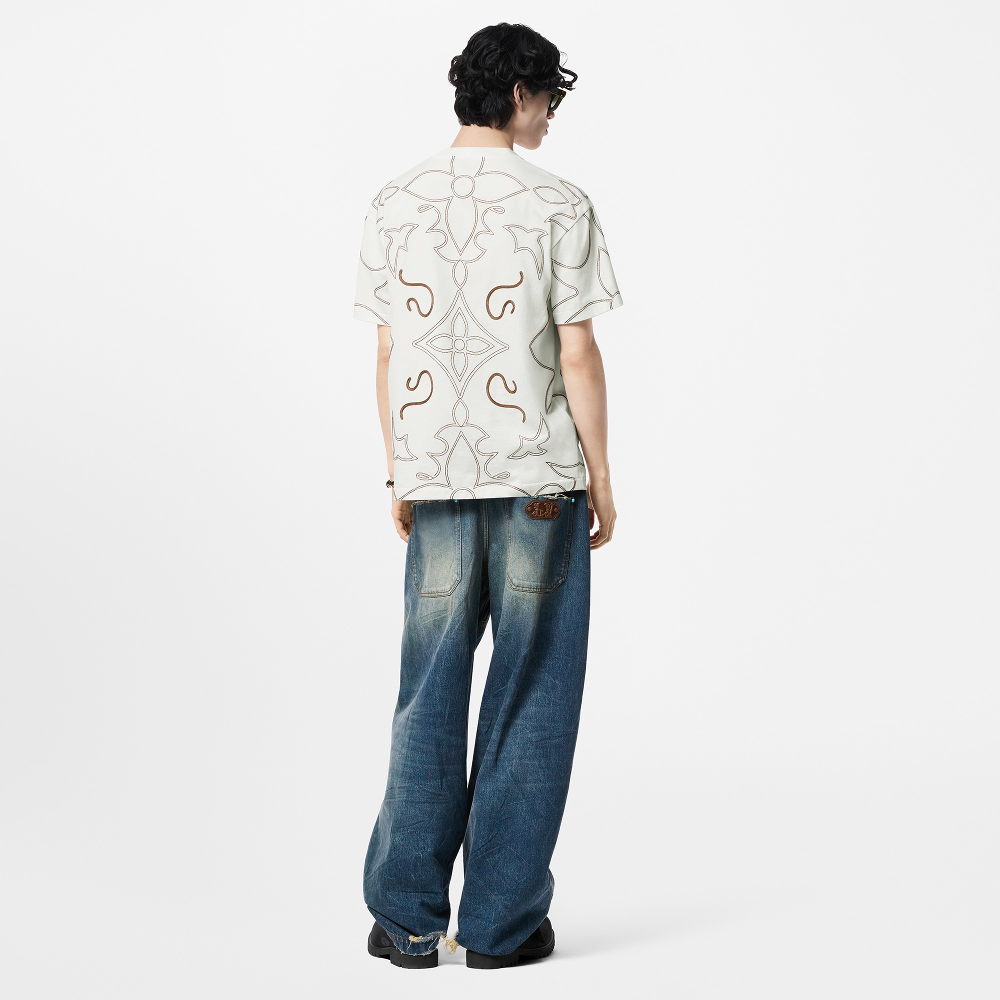 T-shirt in cotone con ricami  Uomo Abbigliamento T-Shirt e Polo | LOUIS VUITTON (Zoom prodotto)