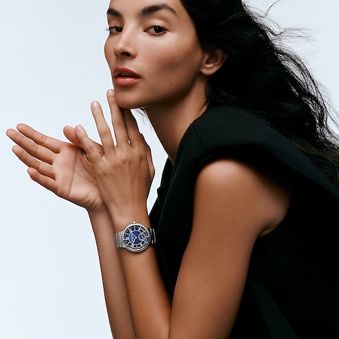 Tambour, orologio automatico, 40 mm, acciaio Orologi Tutti gli orologi } | LOUIS VUITTON (Zoom prodotto)