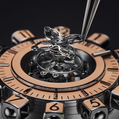 Tambour Spin Time Air Flying Tourbillon, orologio automatico, 42,5 mm, platino Orologi Tutti gli orologi } | LOUIS VUITTON