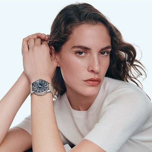 Tambour Spin Time Air, orologio automatico, 42,5 mm, oro bianco Orologi Tutti gli orologi } | LOUIS VUITTON (Zoom prodotto)