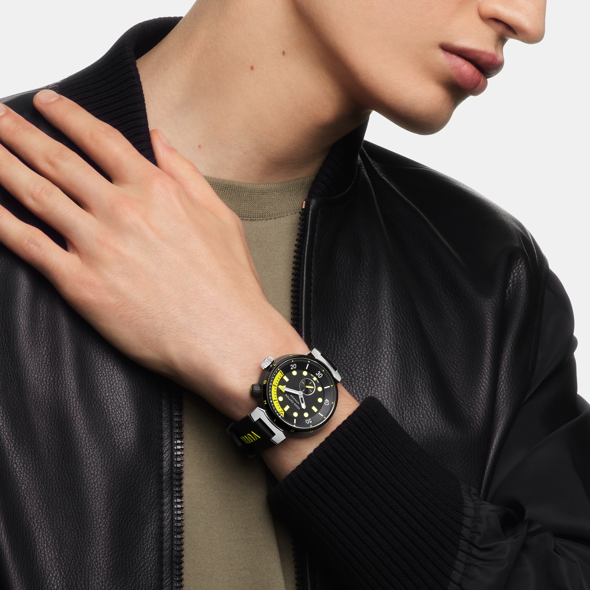 Tambour Street Diver, orologio automatico, 44 mm, acciaio  Orologi Tutti gli orologi } | LOUIS VUITTON (Zoom prodotto)