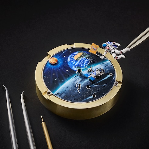 Tambour Taiko Galactique, orologio manuale, 46,7 mm, titanio e oro bianco Orologi Tutti gli orologi } | LOUIS VUITTON