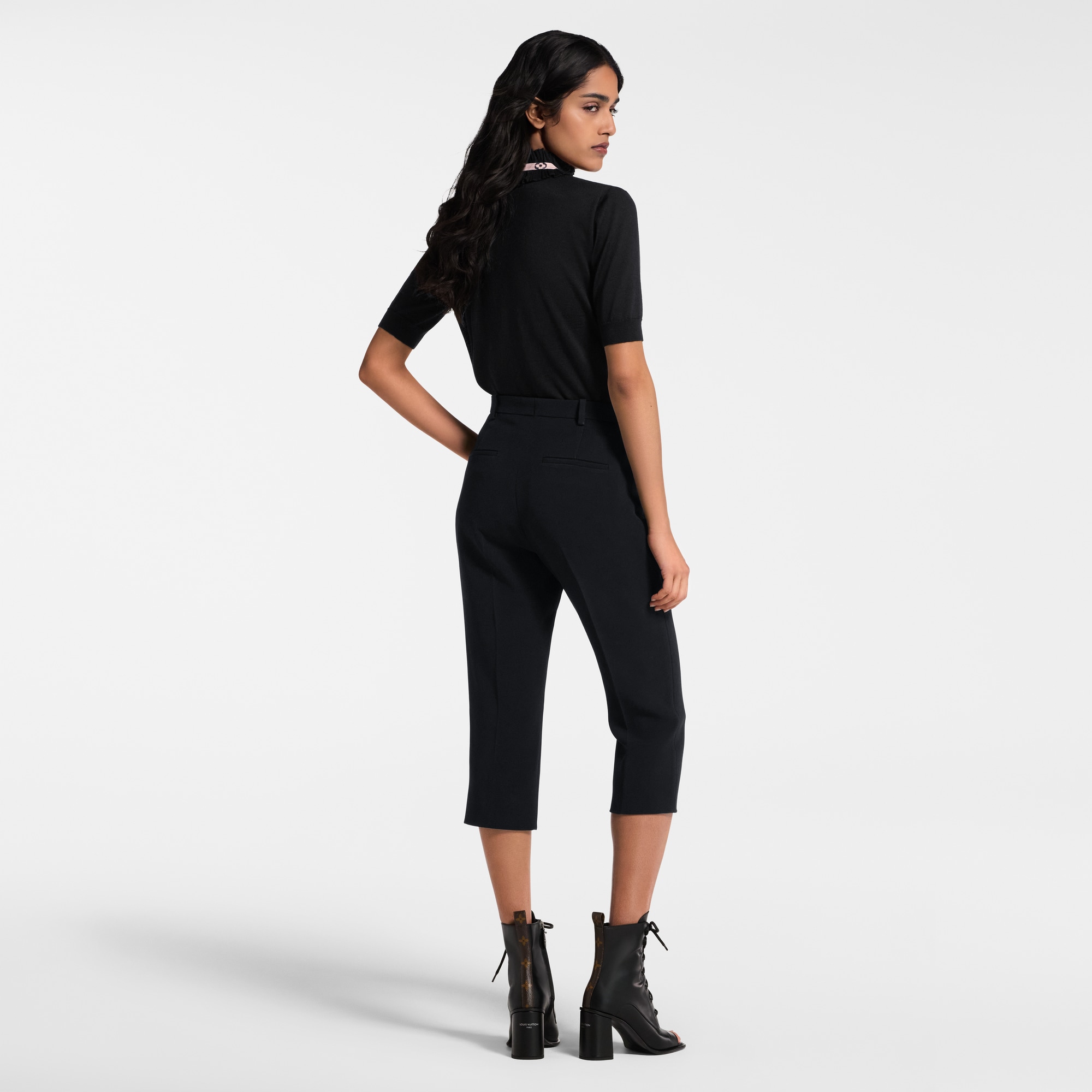 Top in maglia con colletto a pieghe  Donna Abbigliamento Camicie e T-Shirt | LOUIS VUITTON (Zoom prodotto)
